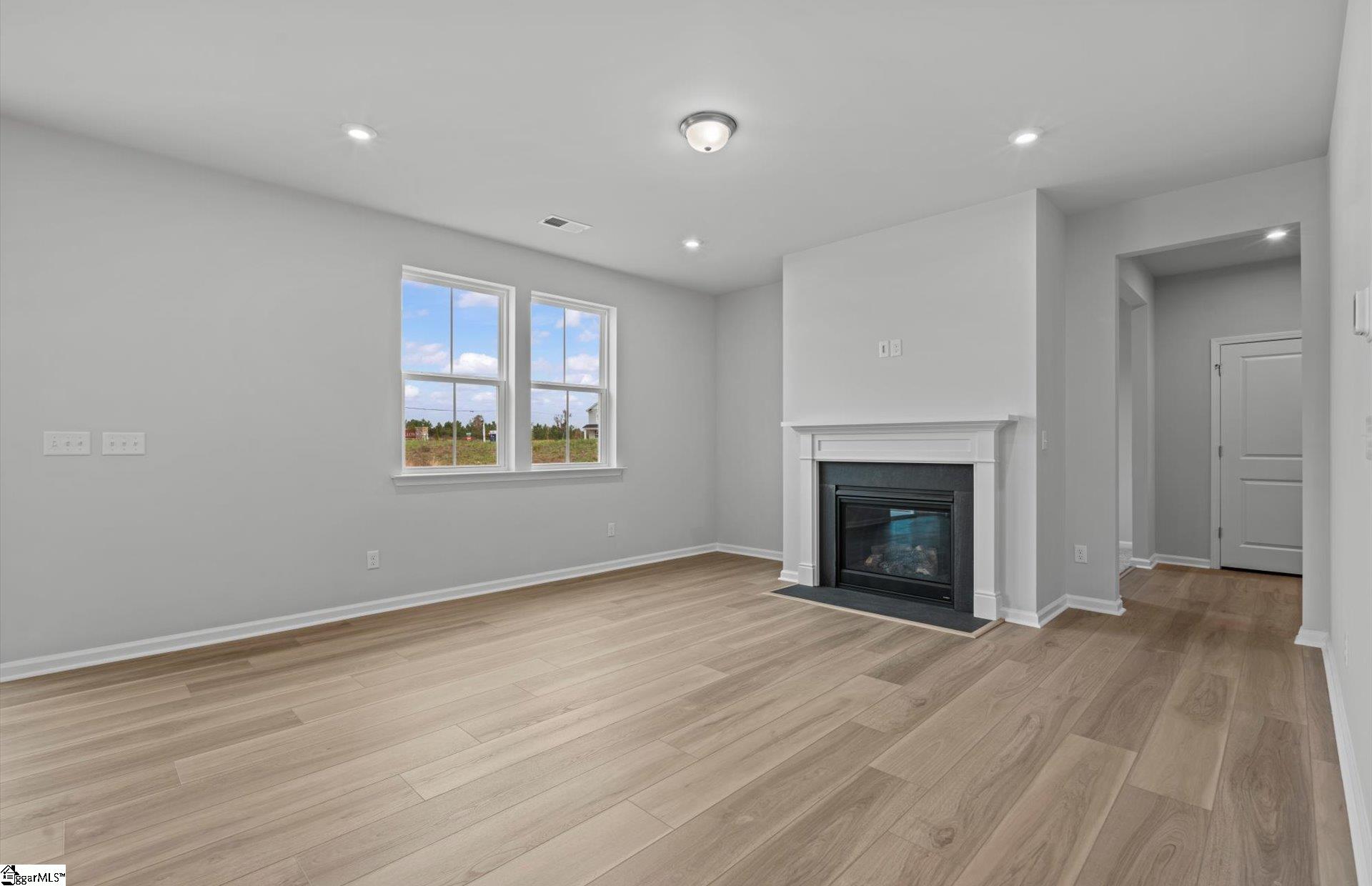 MLS #1562310 image #12