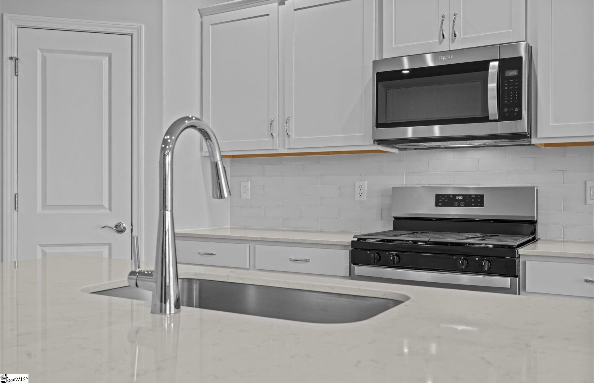 MLS #1562310 image #9