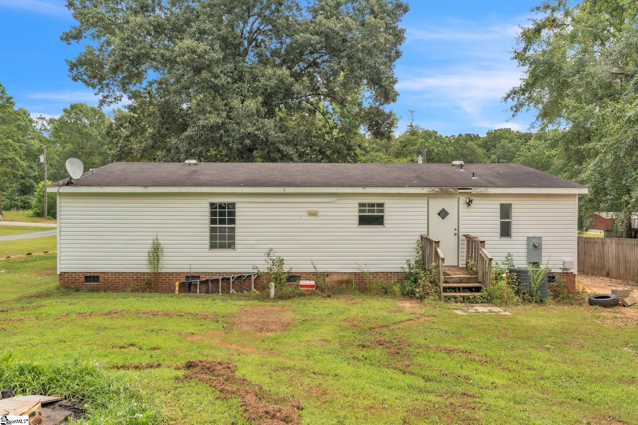 205 Chevy Chase, Pelzer, South Carolina image 3