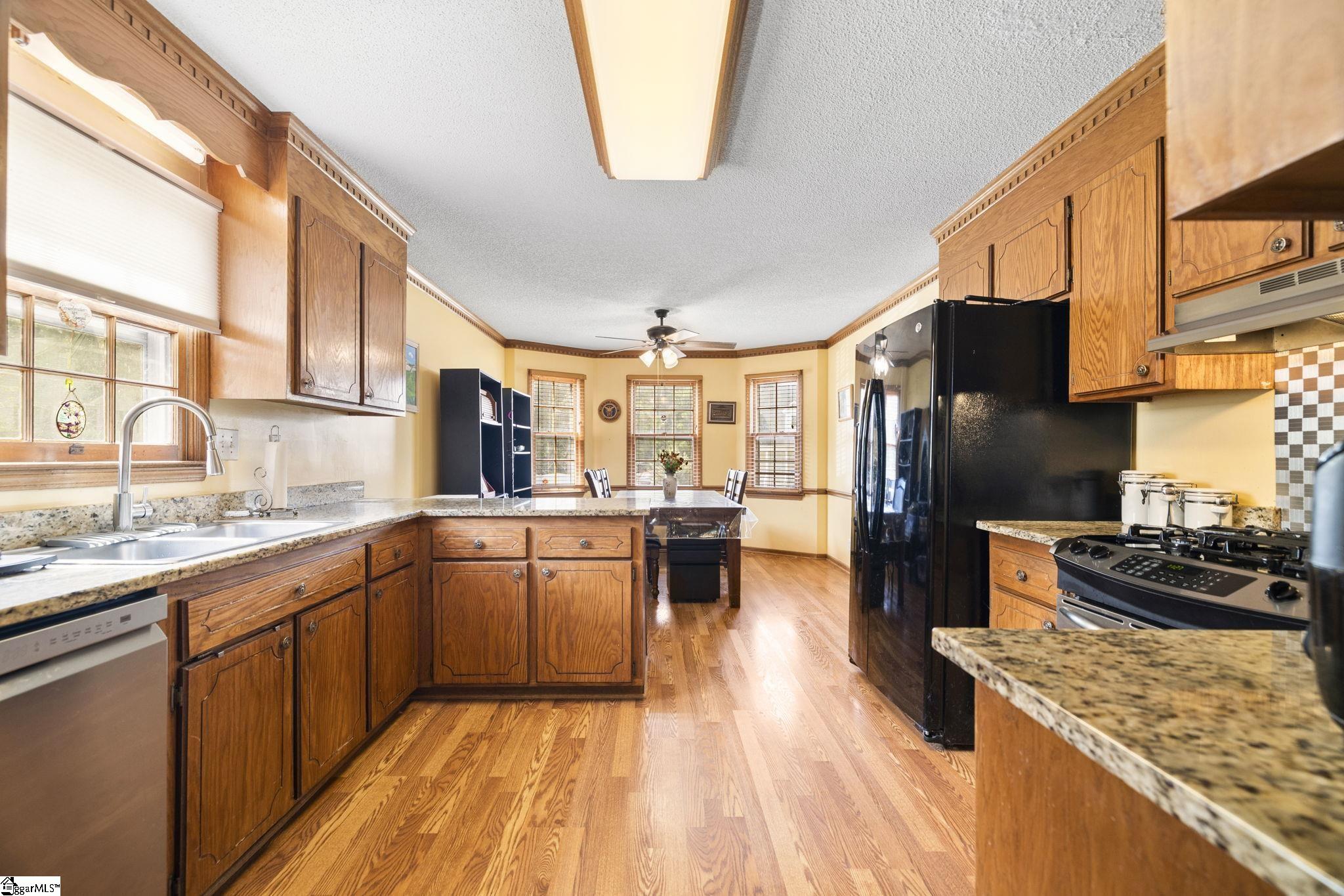 107 Barrington, Easley, South Carolina image 16