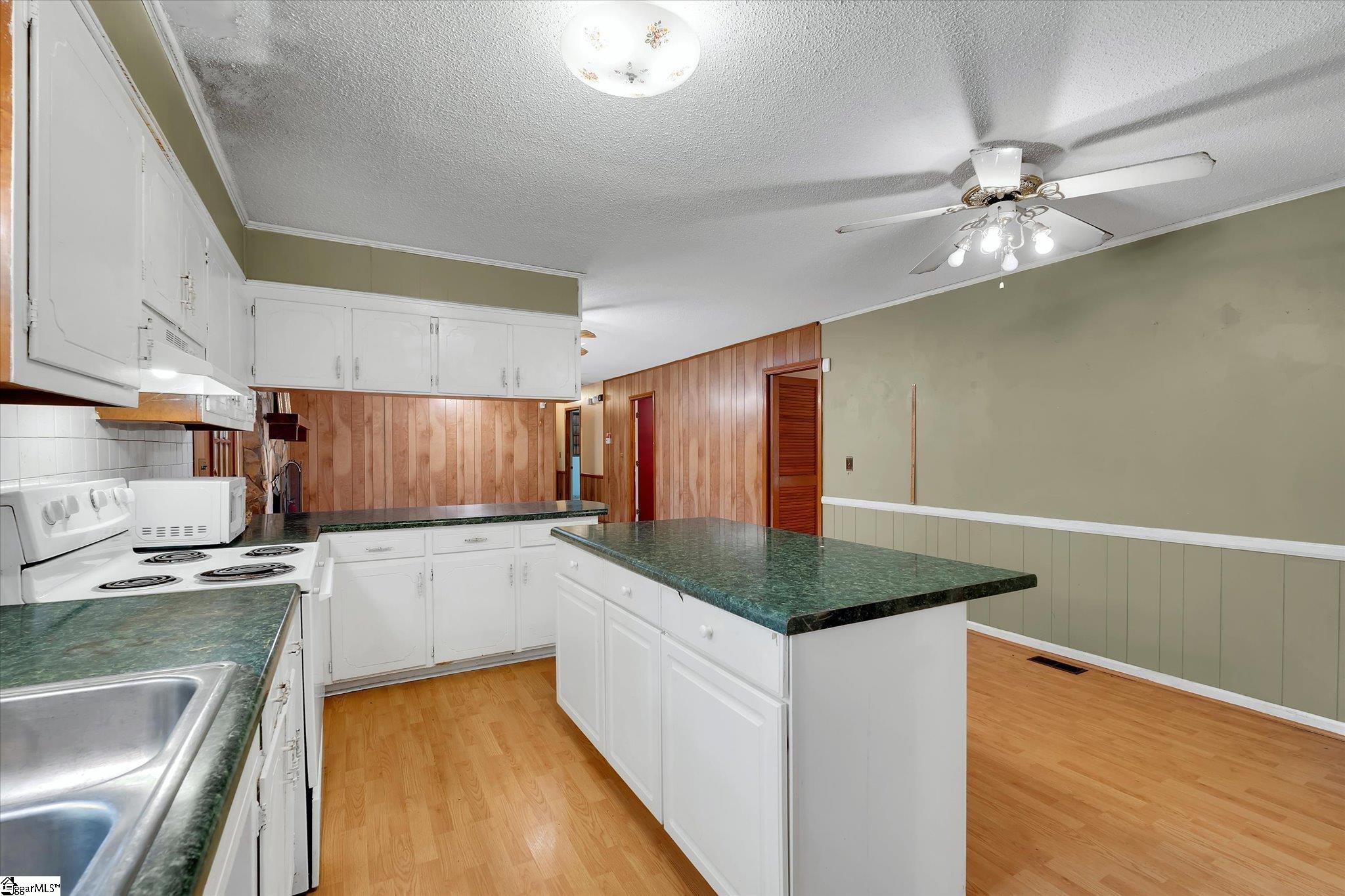 15 Suttles, Campobello, South Carolina image 26