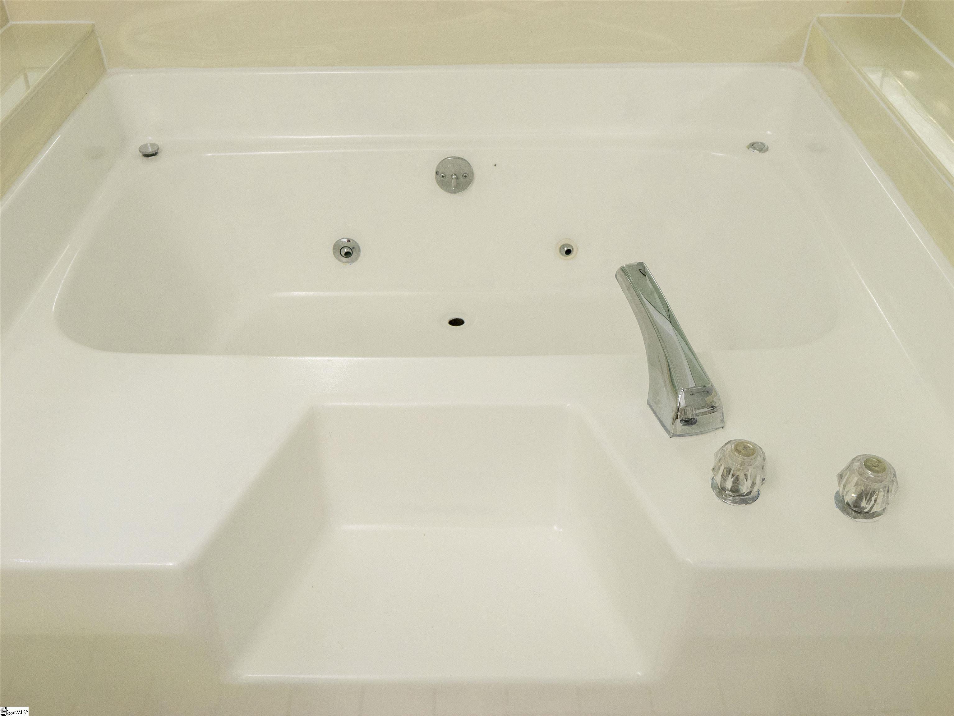 MLS #1562337 image #24