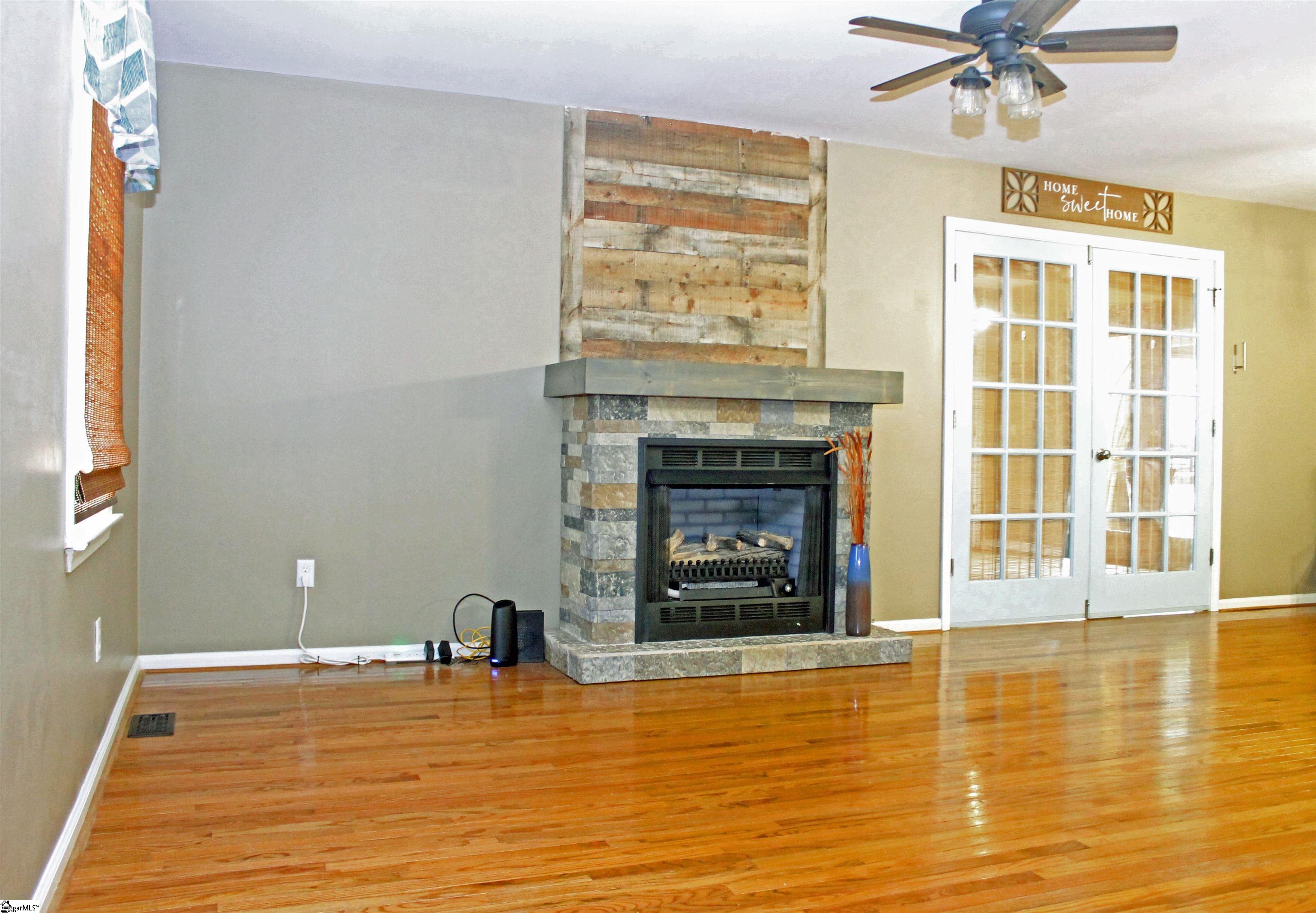 831 Tubbs Mt, Travelers Rest, South Carolina image 5