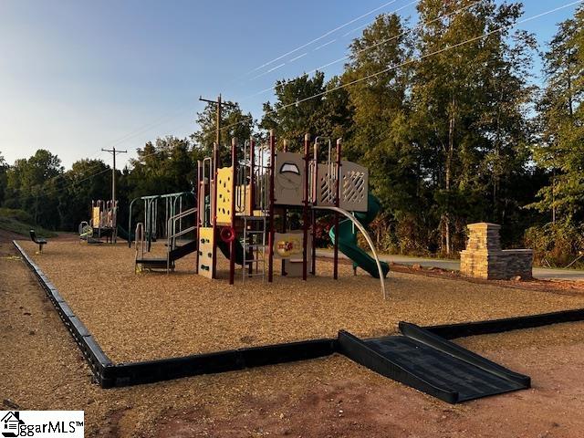 324 Talbert, Landrum, South Carolina image 4