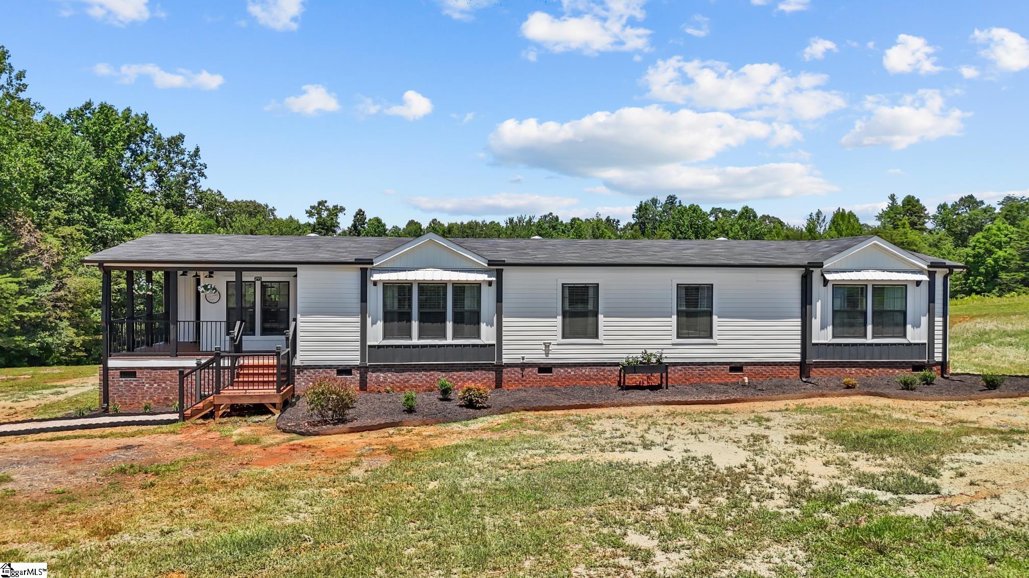 295 Old Mill Road, Chesnee SC 29323