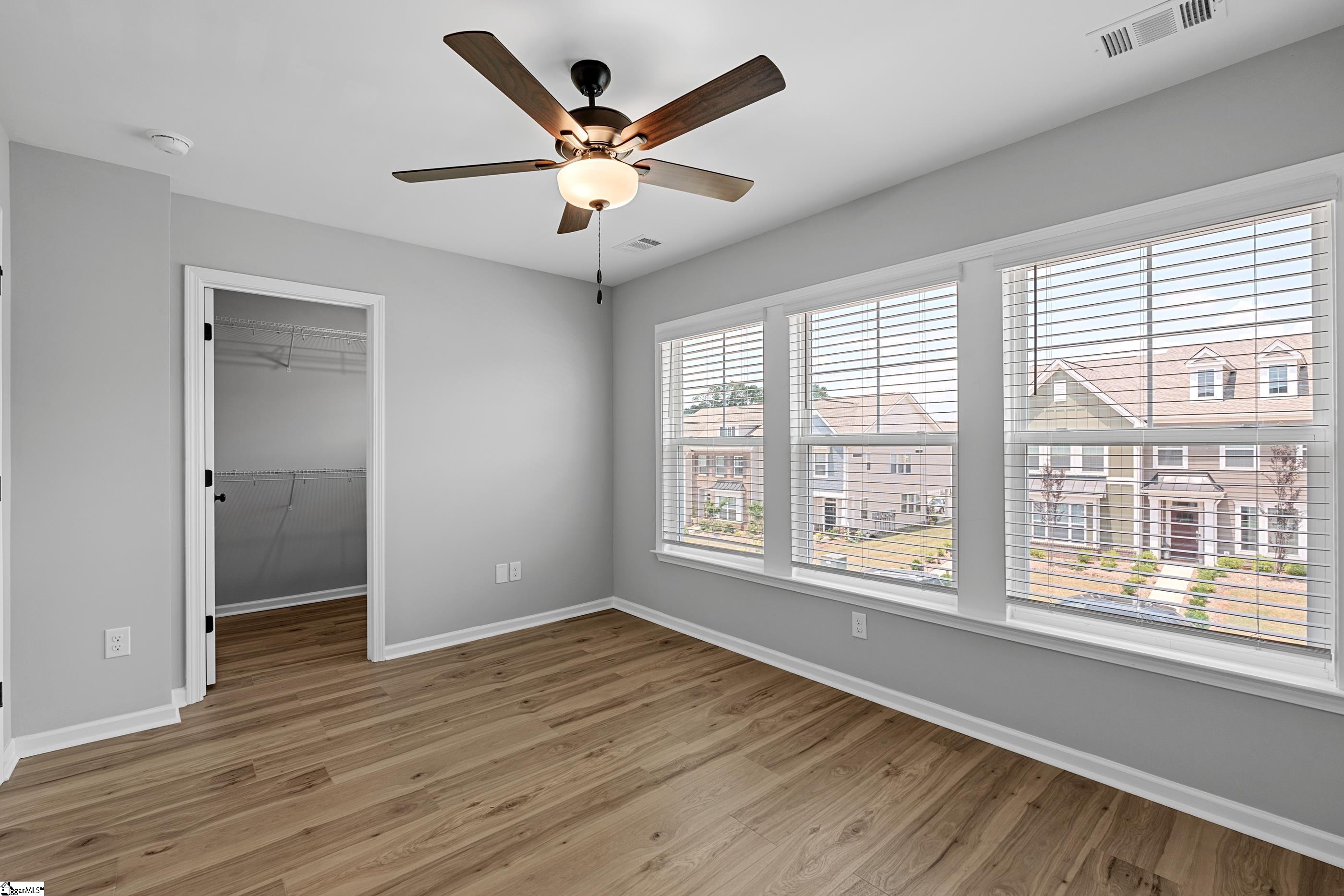 MLS #1562428 image #10