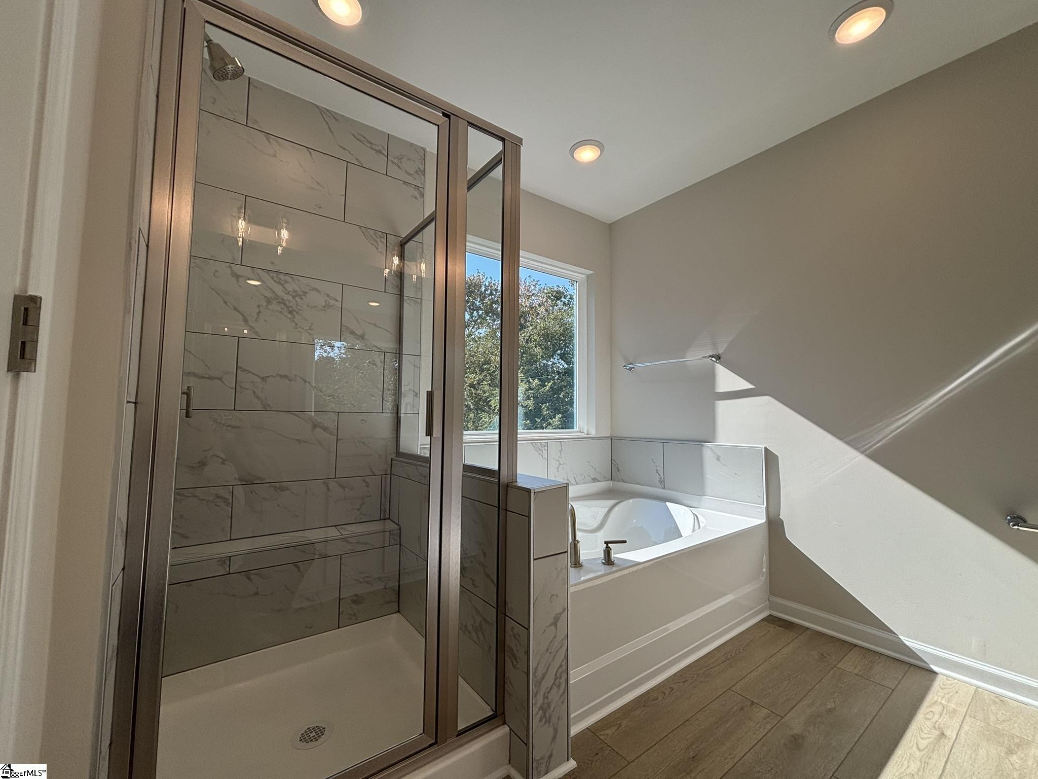 MLS #1562438 image #1