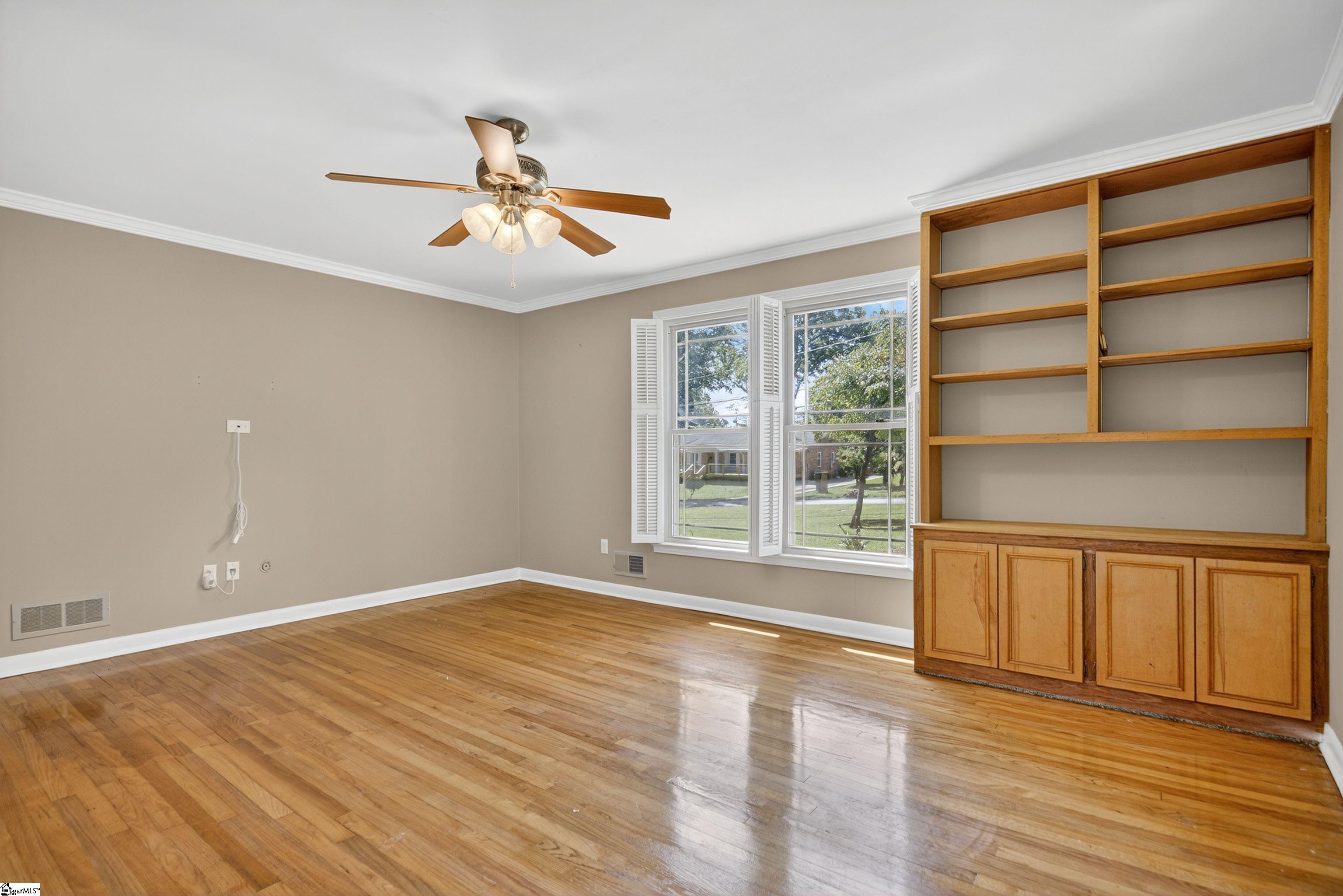 MLS #1562581 image #35