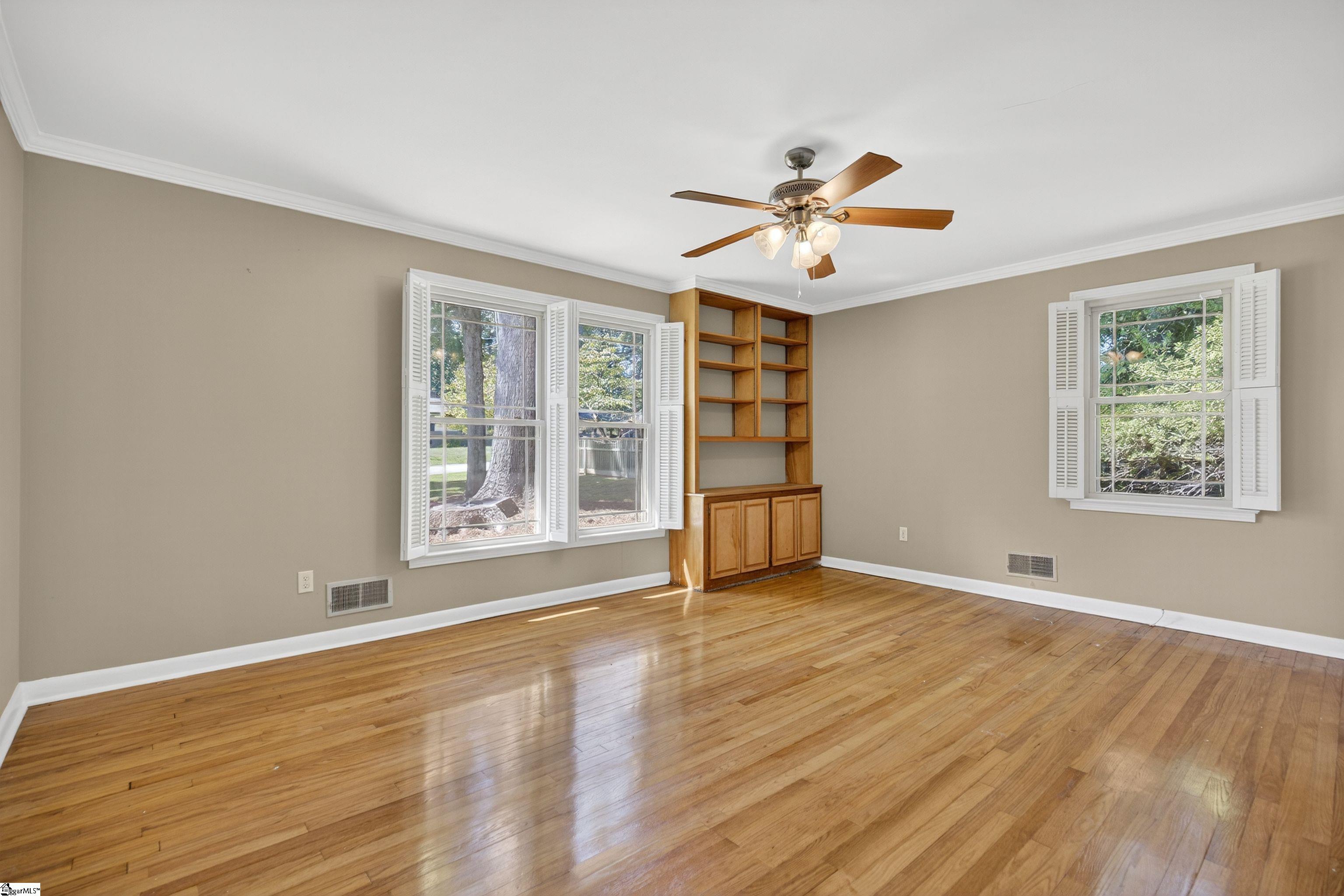 MLS #1562581 image #36