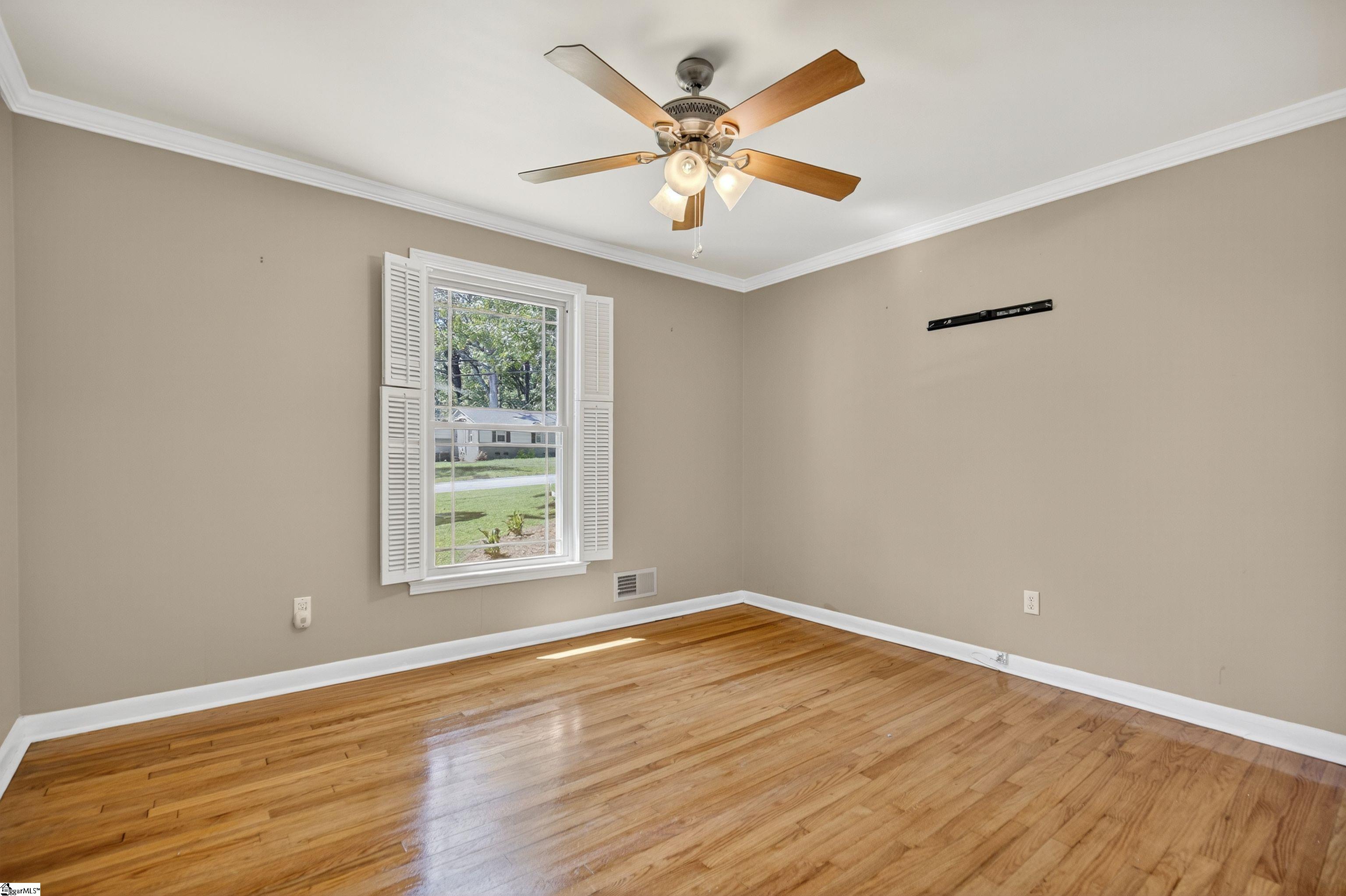 MLS #1562581 image #42