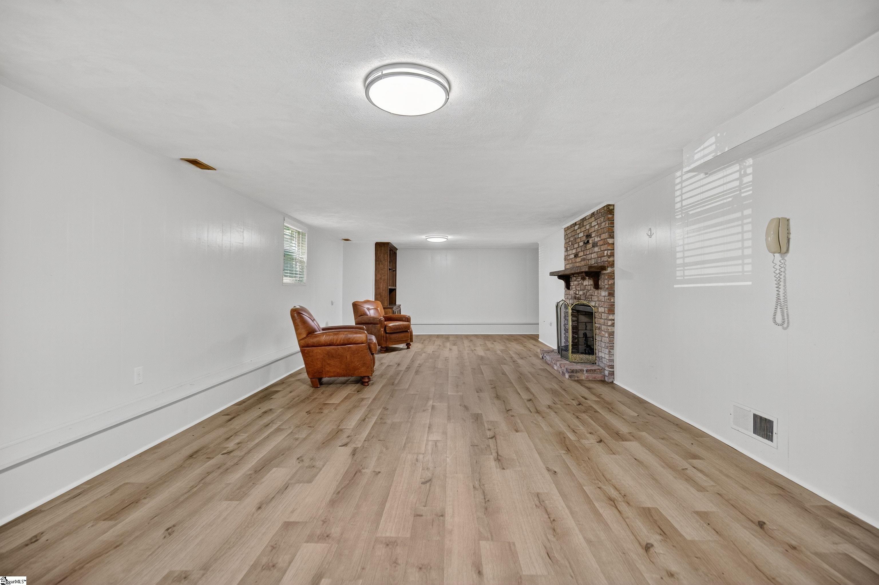 MLS #1562581 image #44