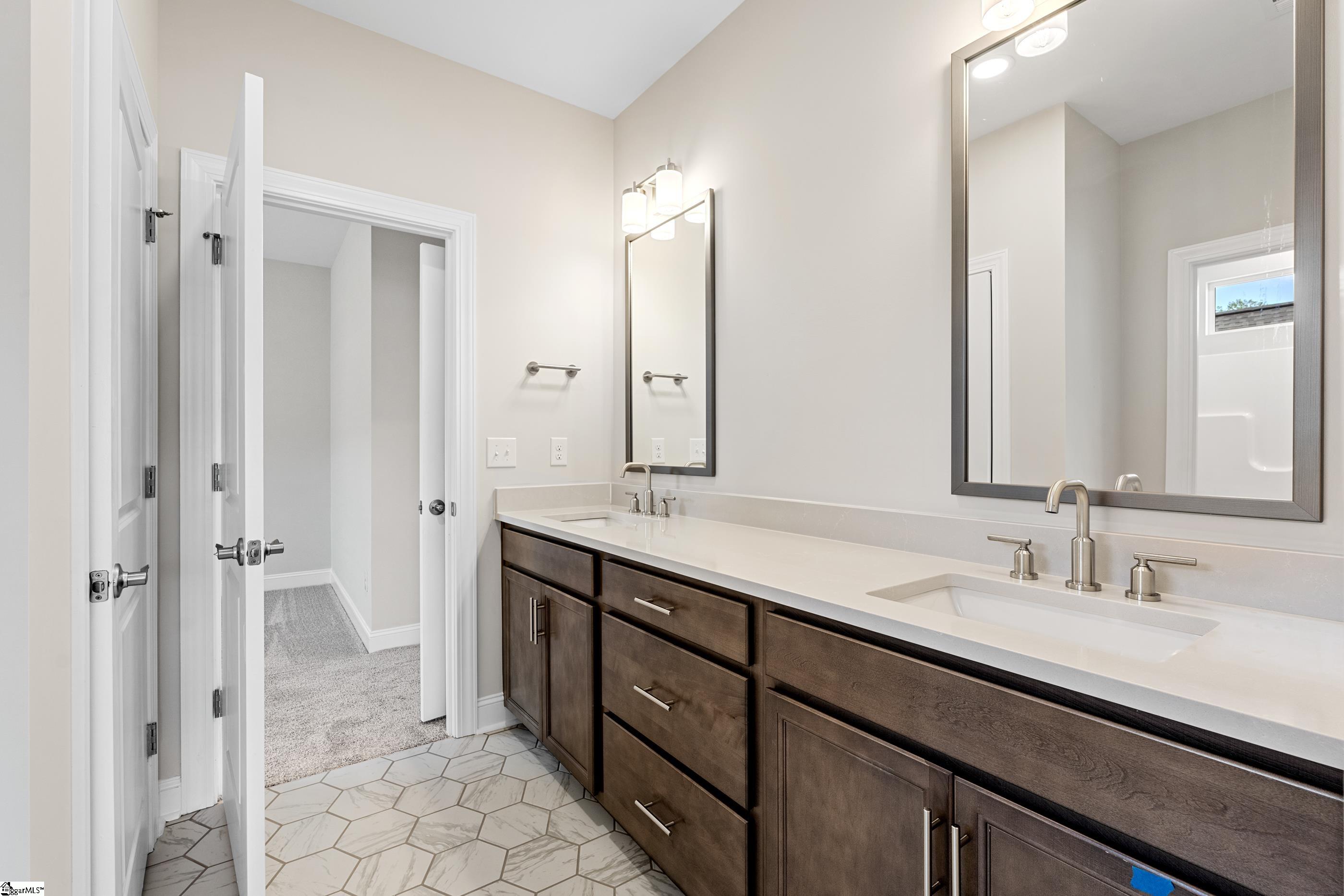 606 Lumpkin, Travelers Rest, South Carolina image 4