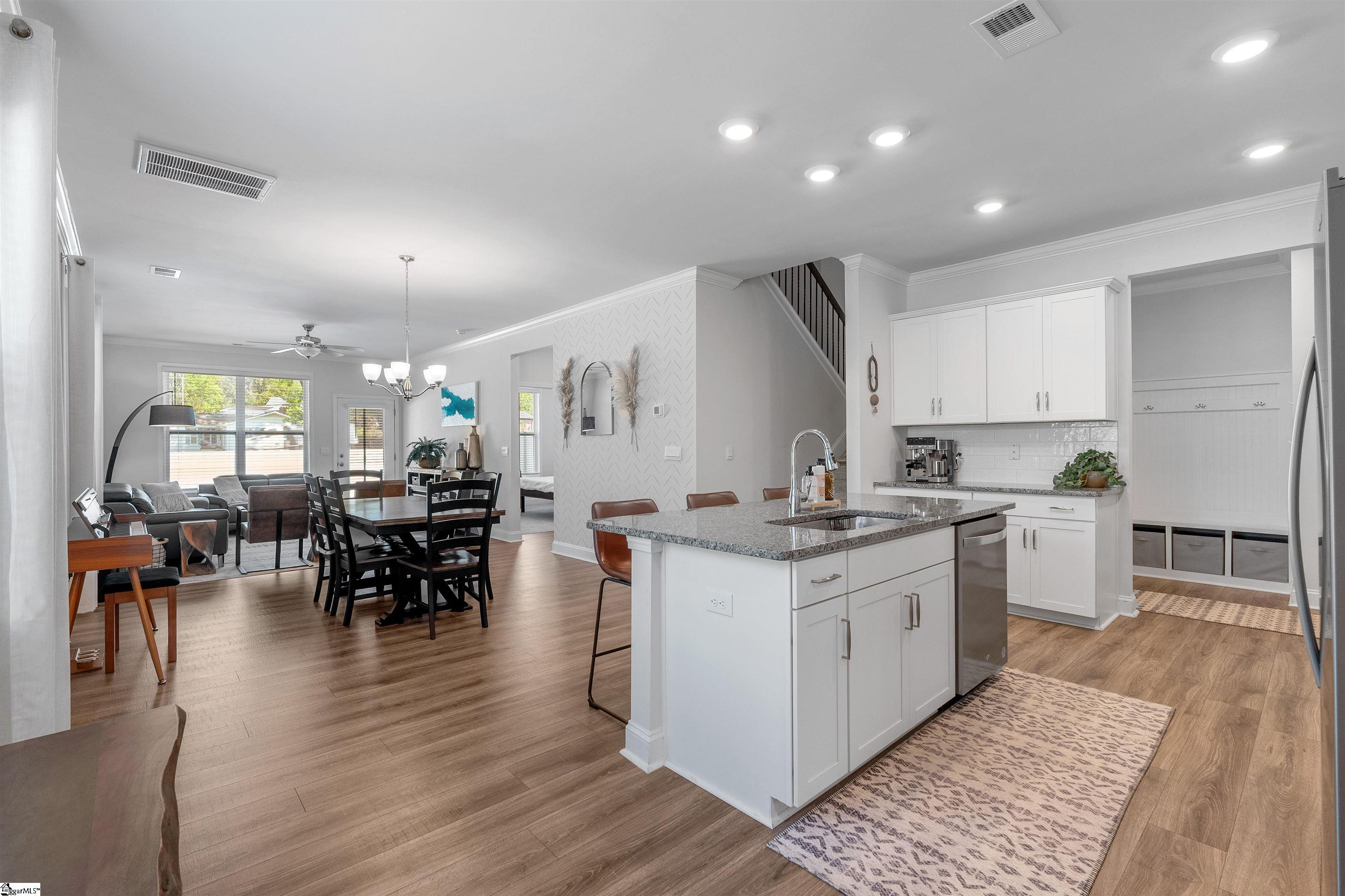 218 Reynard, Greenville, South Carolina image 2