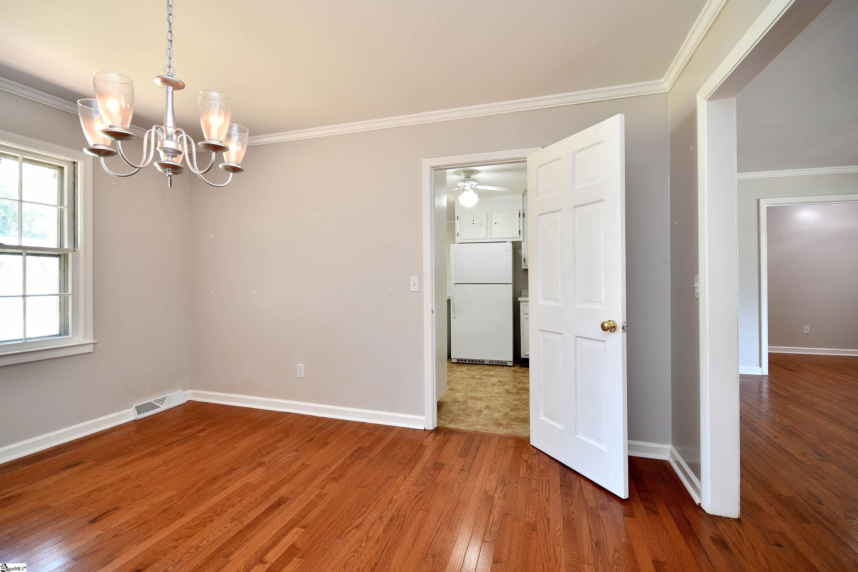 5 Donington, Greenville, South Carolina image 11