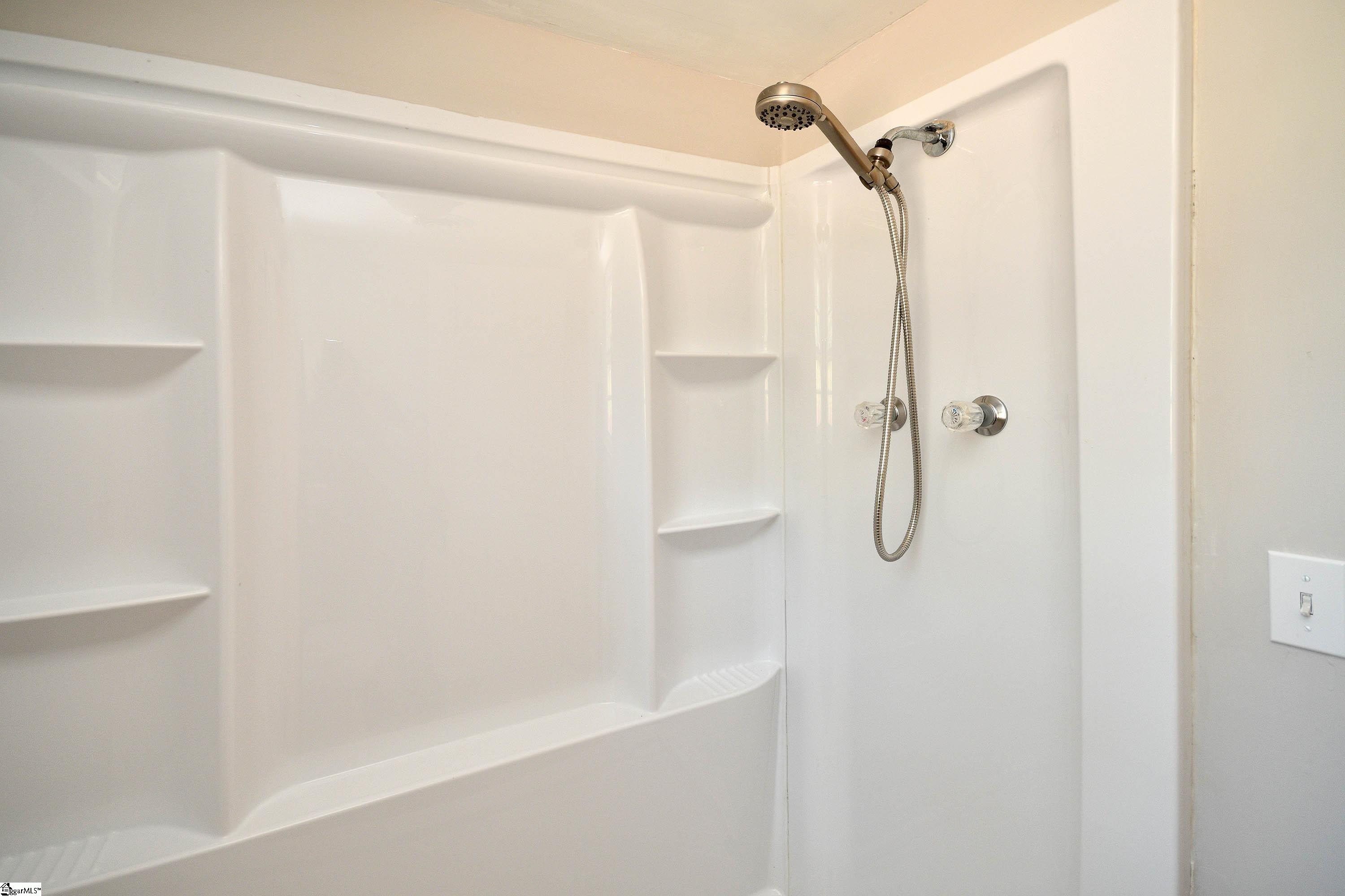 5 Donington, Greenville, South Carolina image 26