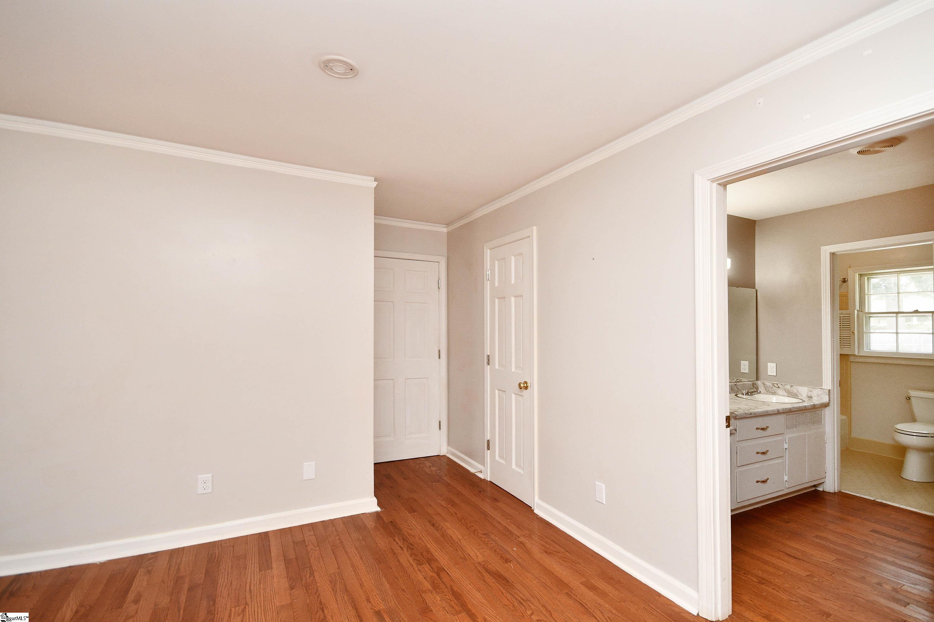 5 Donington, Greenville, South Carolina image 40