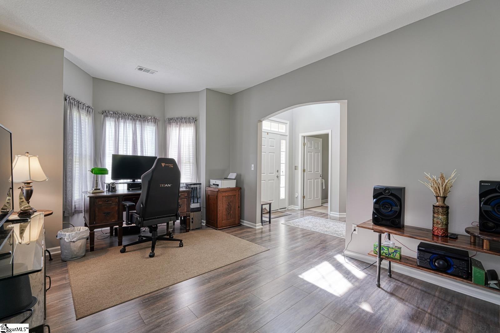 MLS #1562880 image #2