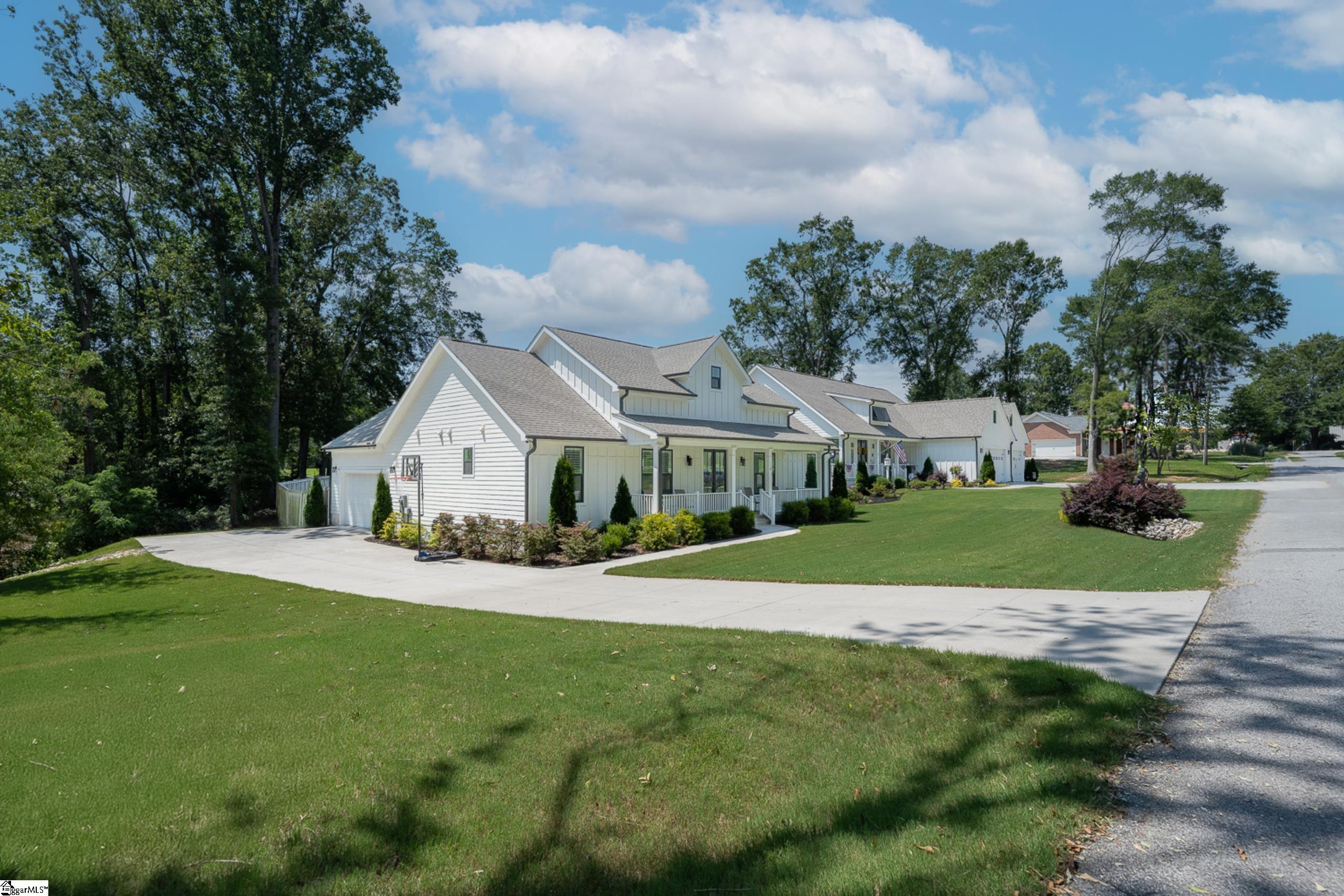 110 Arlen, Simpsonville, South Carolina image 2
