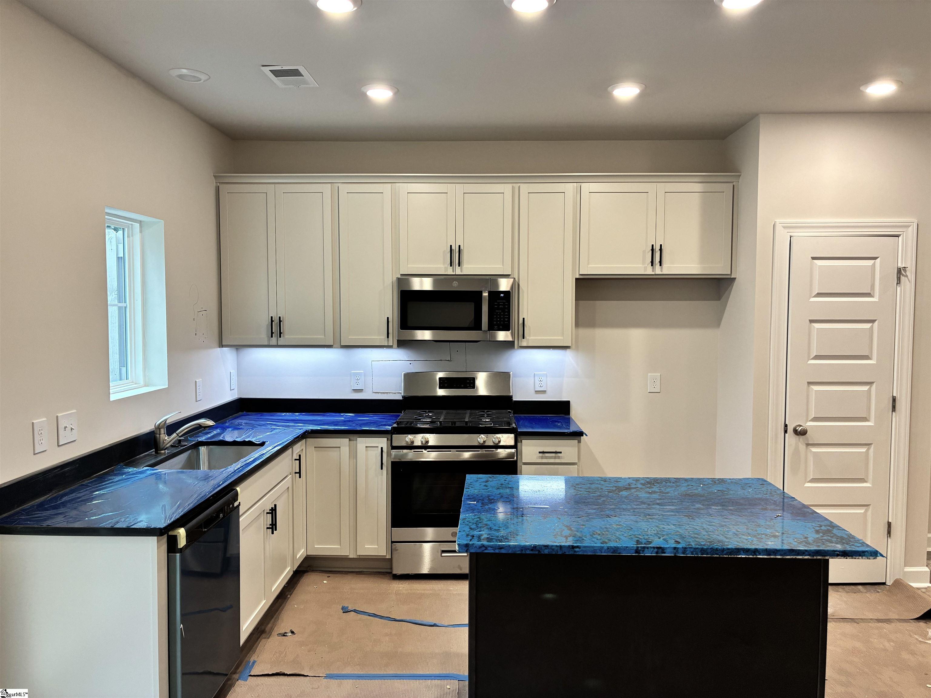 236 Taylor Woods, Greenville, South Carolina image 13