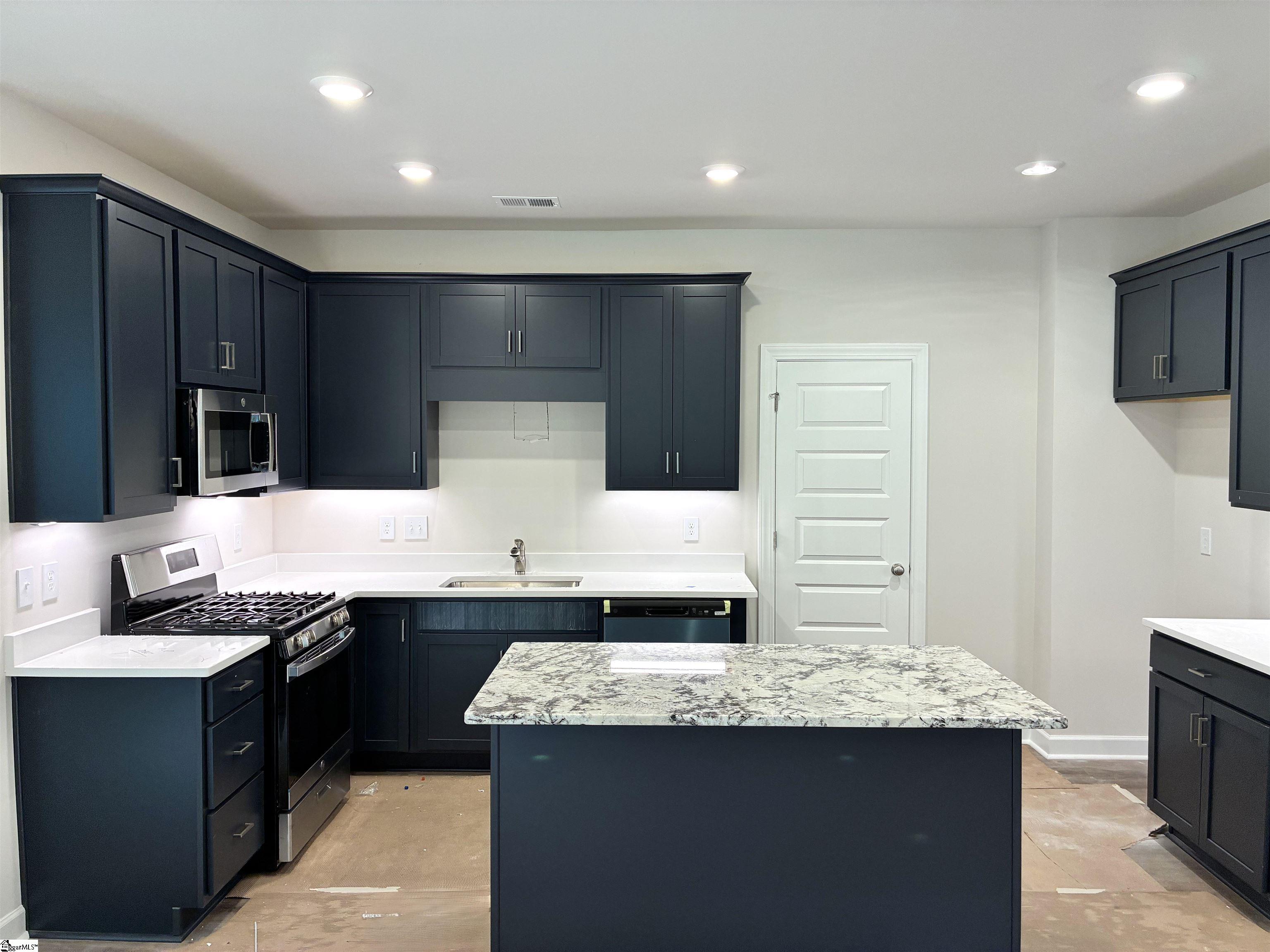 234 Taylor Woods, Greenville, South Carolina image 4