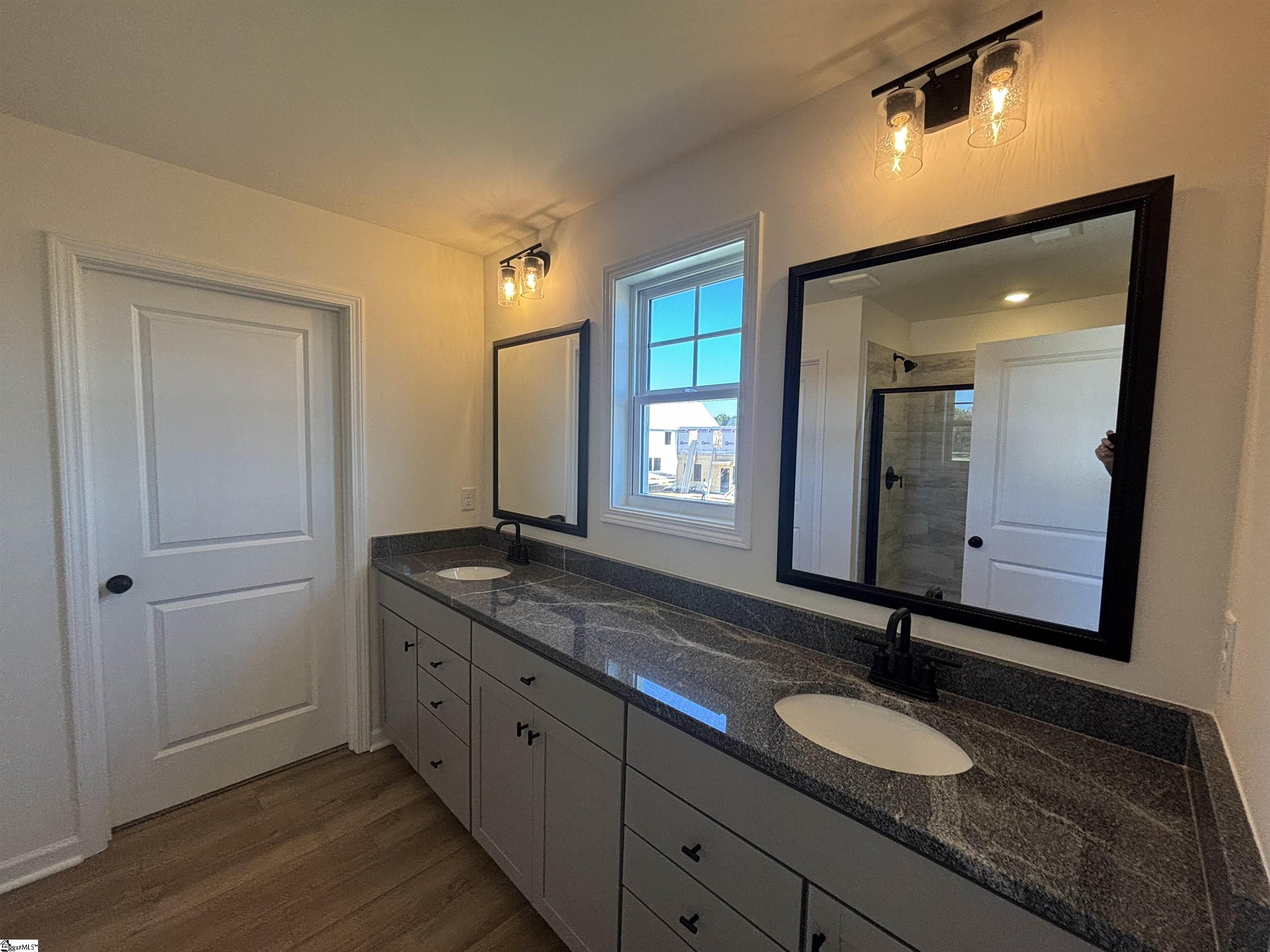 MLS #1563043 image #17