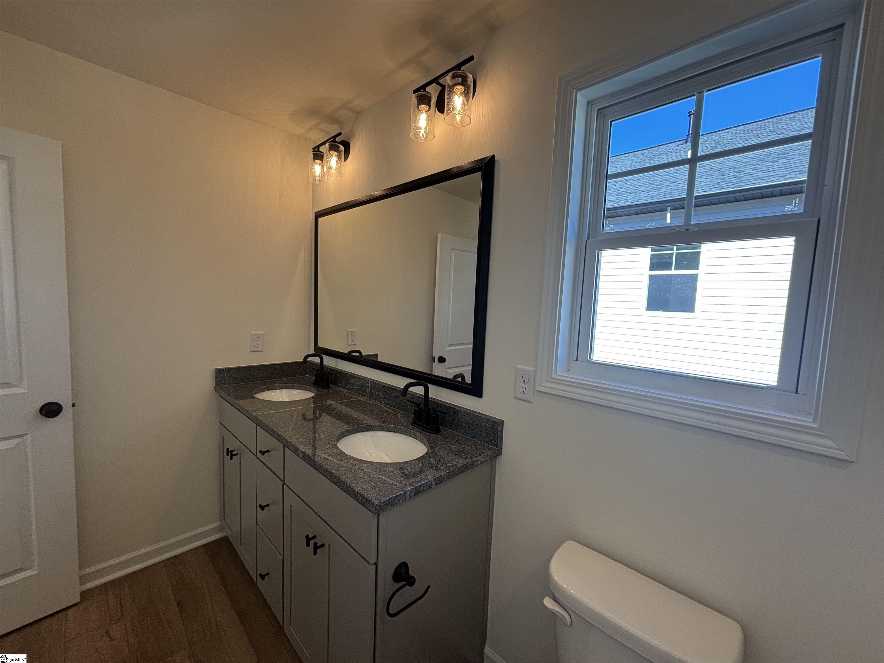 MLS #1563043 image #5