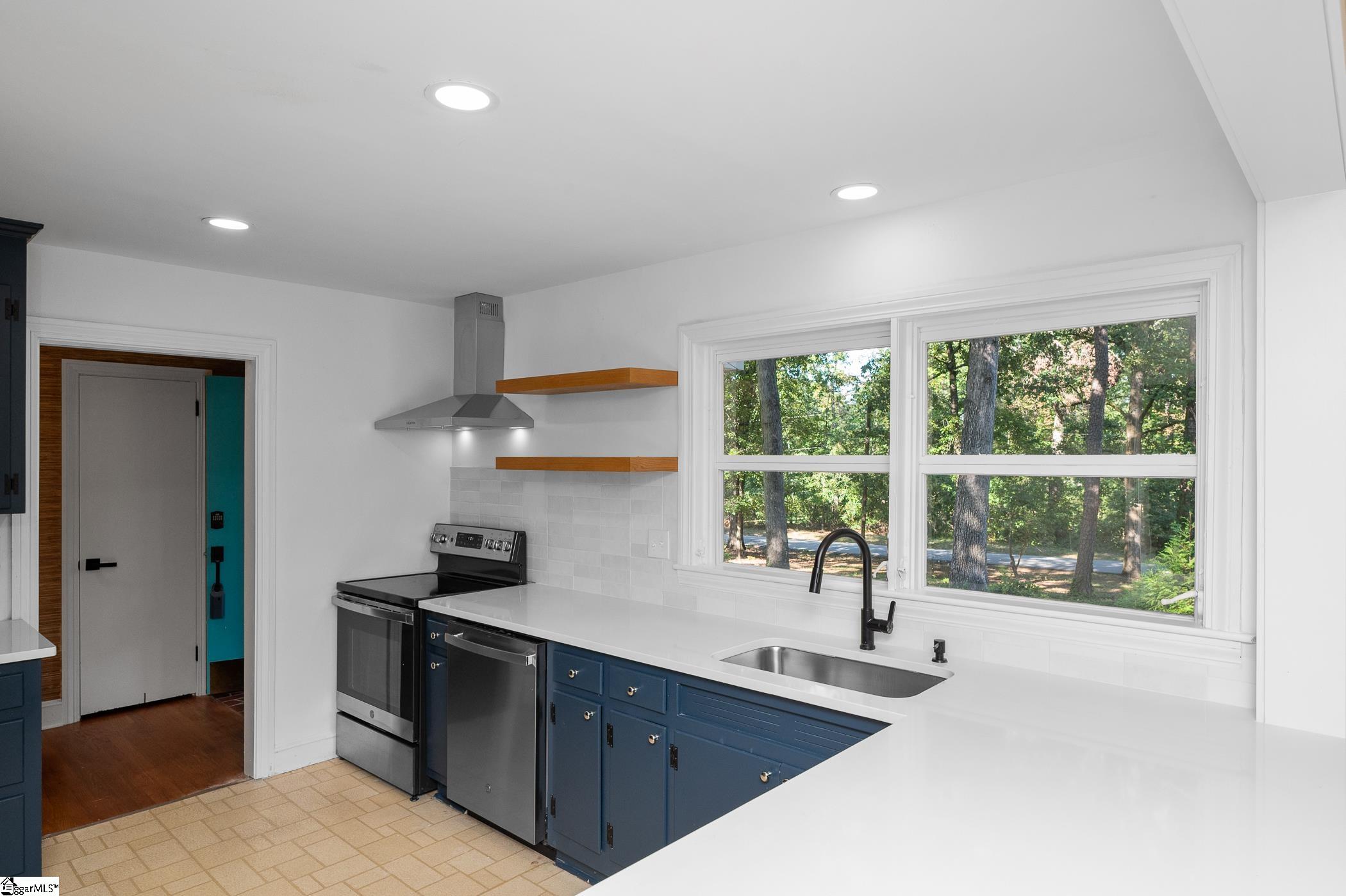 MLS #1563061 image #11