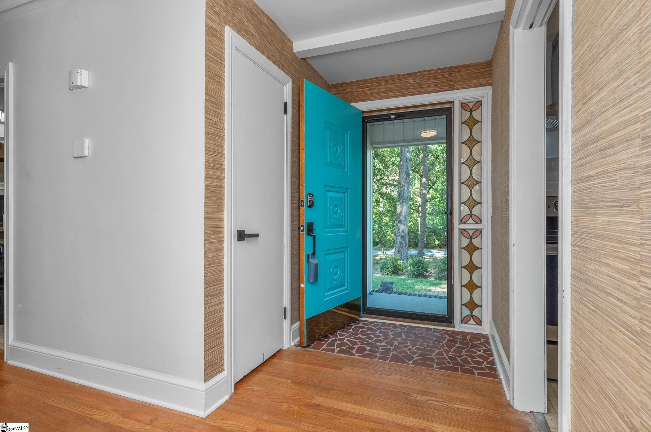 MLS #1563061 image #2