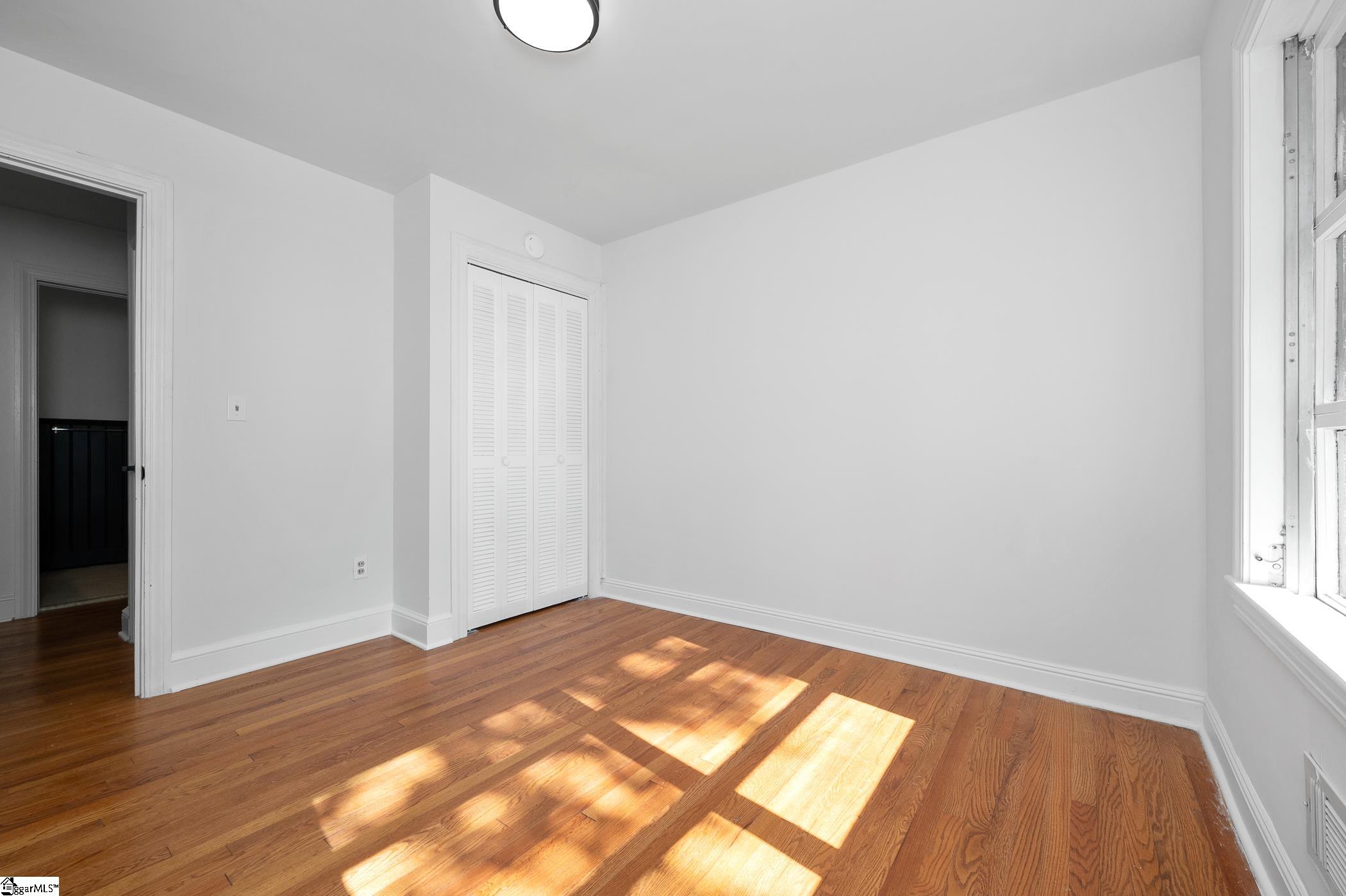 MLS #1563061 image #30