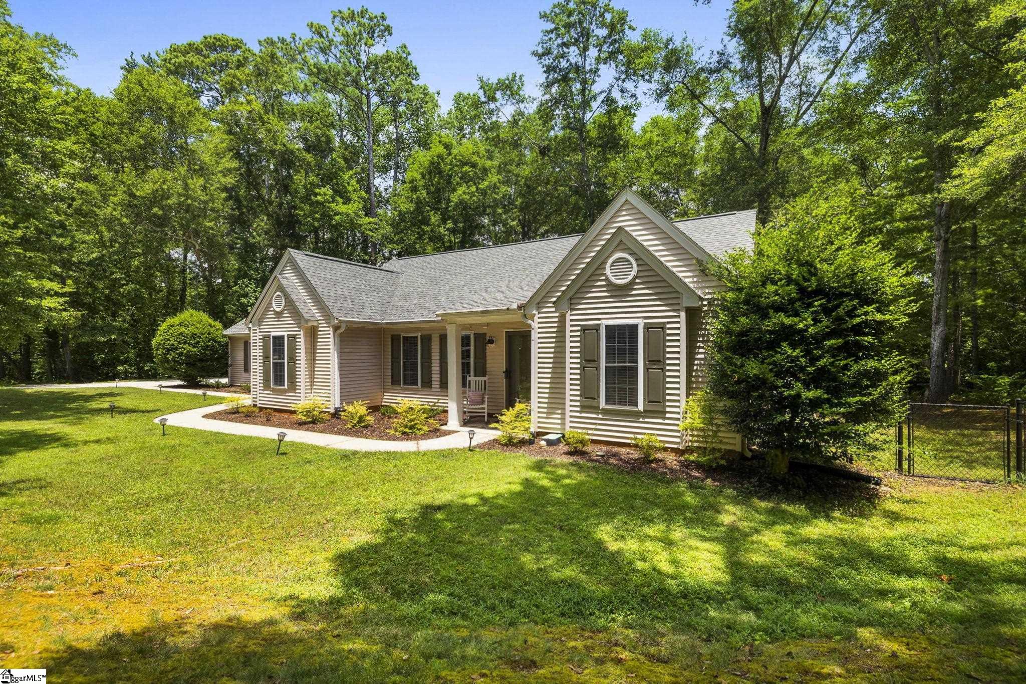 113 Roslyn, Clemson, South Carolina image 2