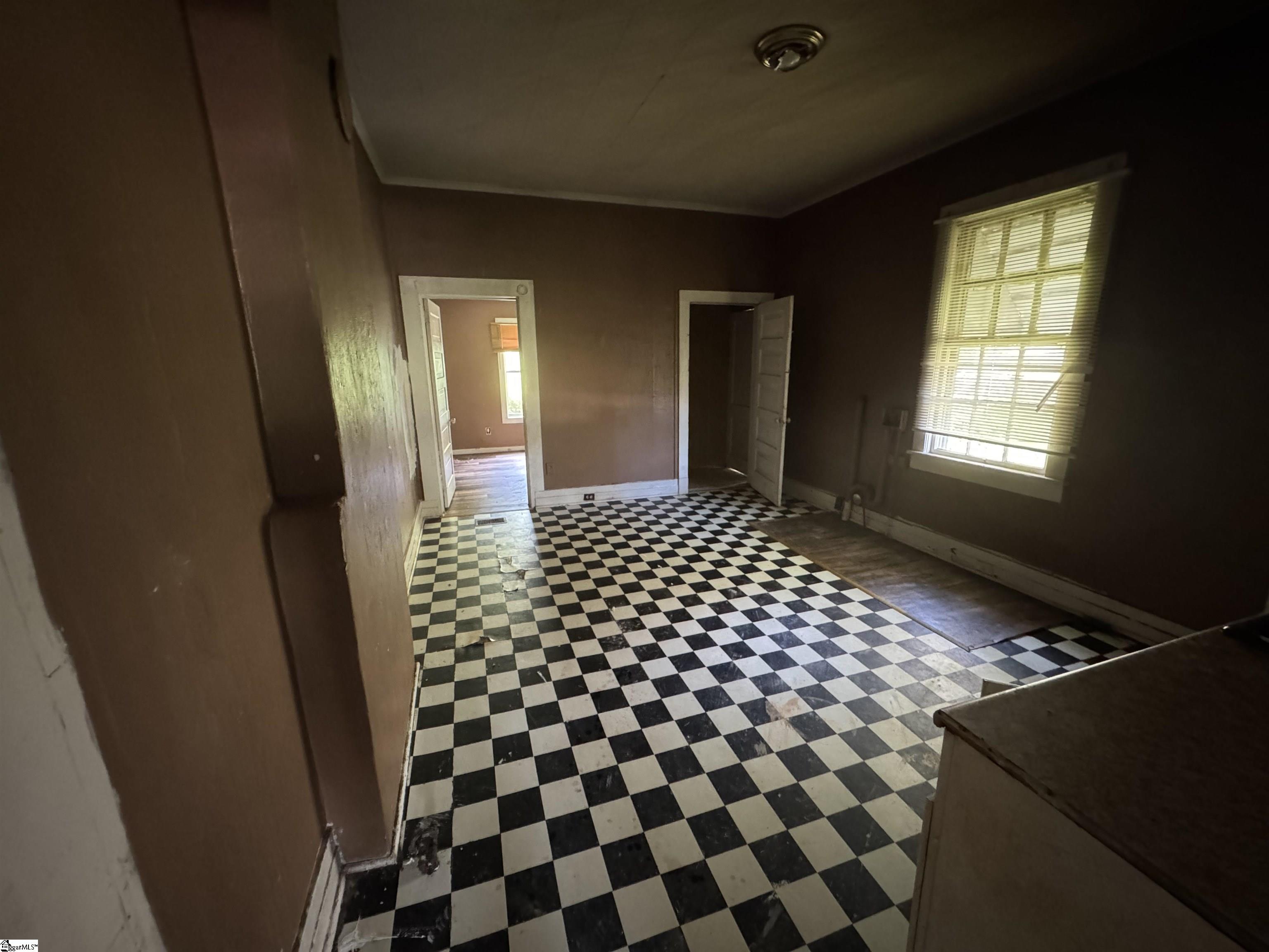 109 Newman, Laurens, South Carolina image 9