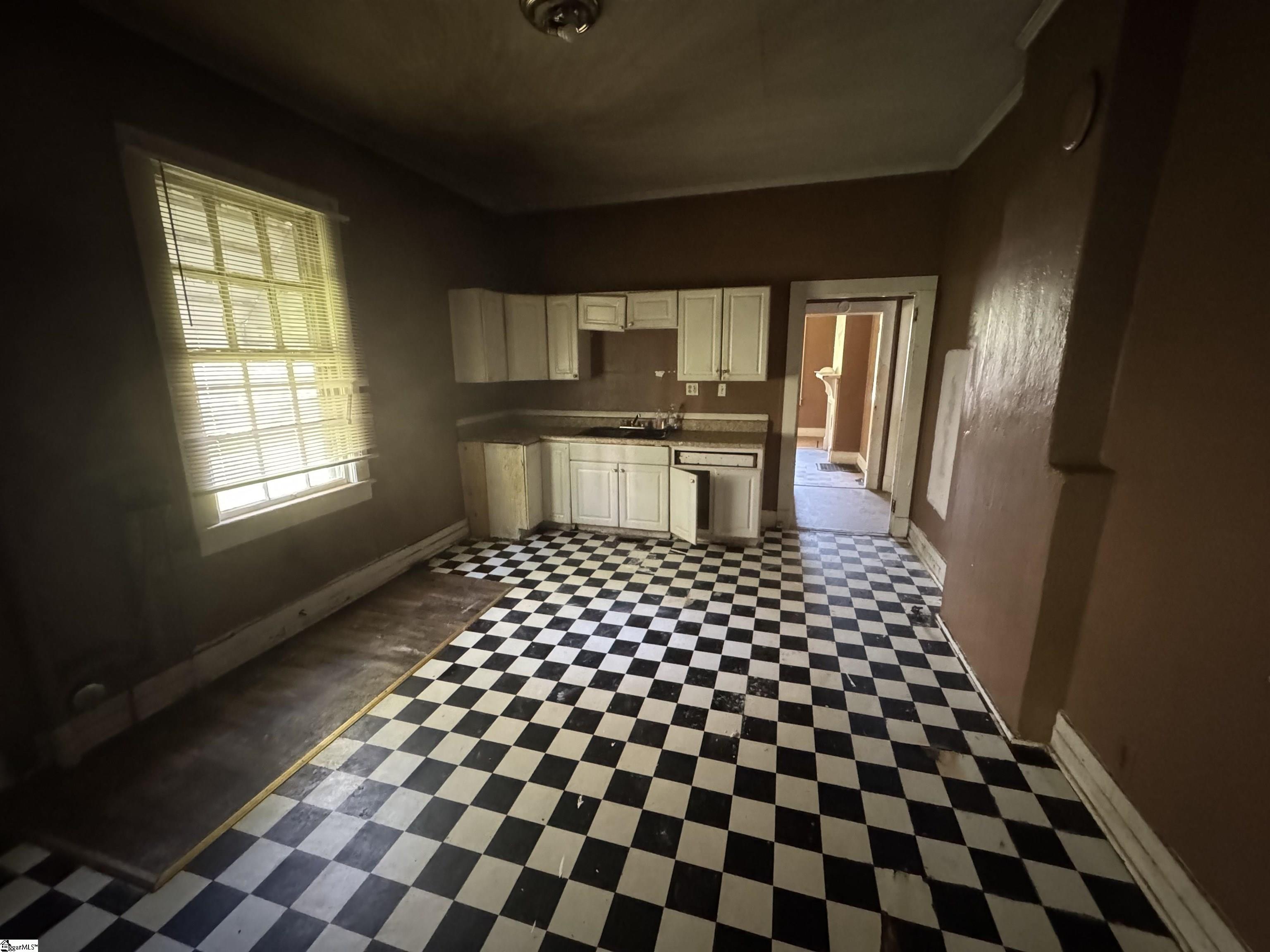 109 Newman, Laurens, South Carolina image 10