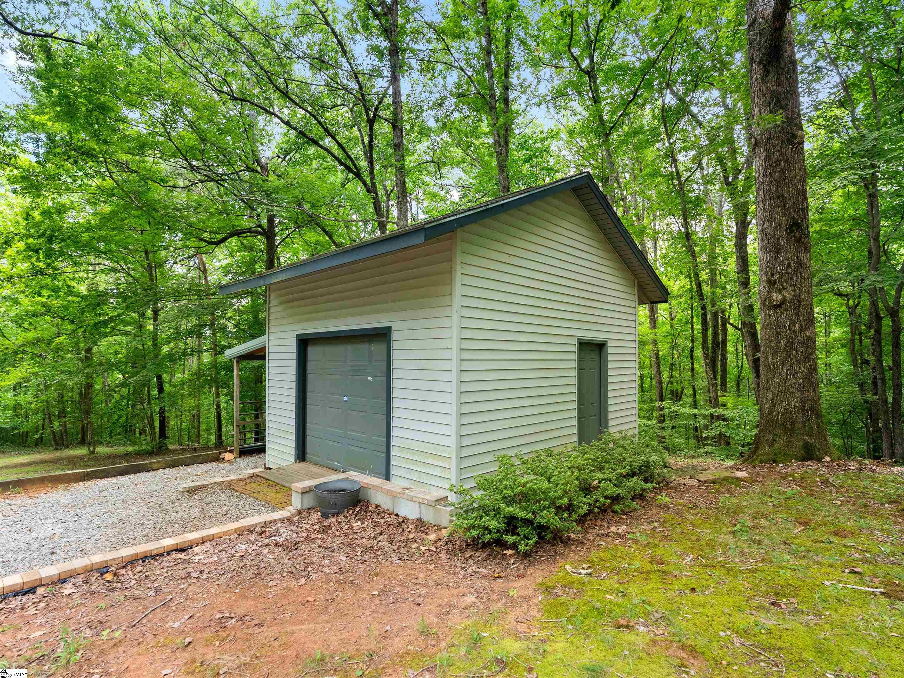 2283 Highway 11, Landrum, South Carolina image 32