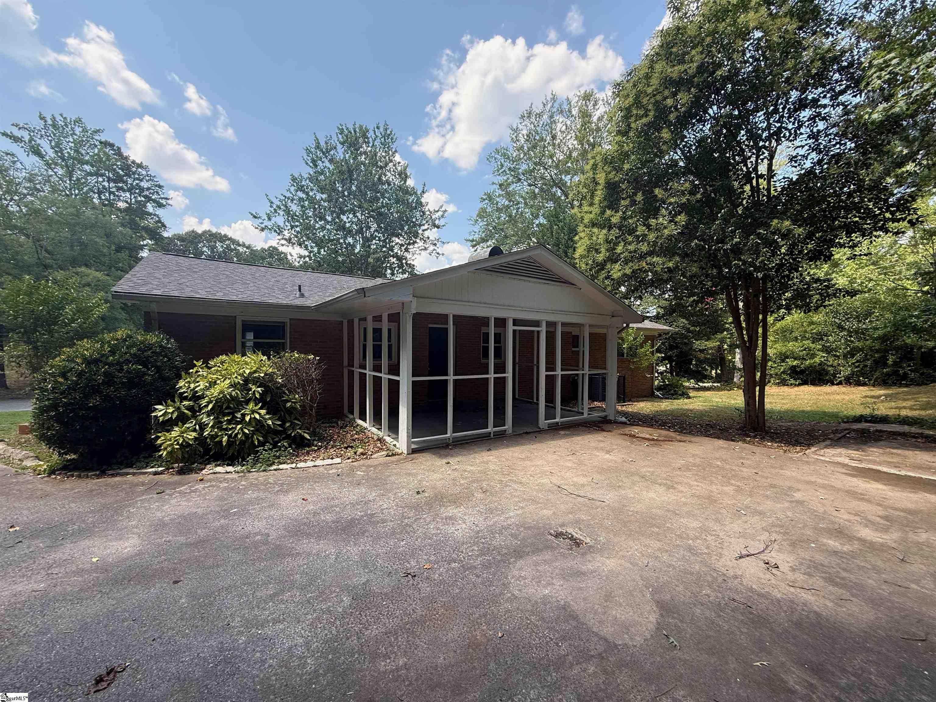 337 Earl, Spartanburg, South Carolina image 2