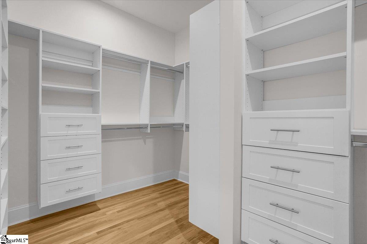 MLS #1563152 image #36