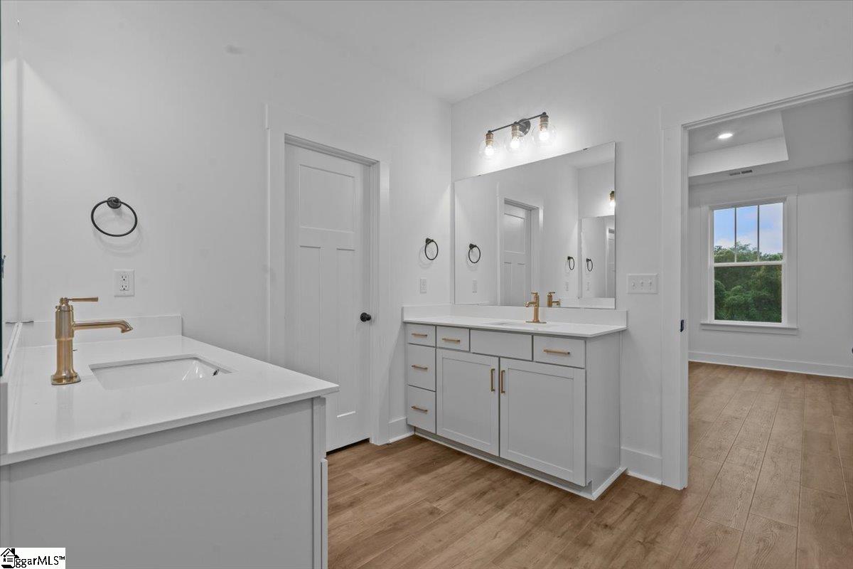 MLS #1563192 image #23