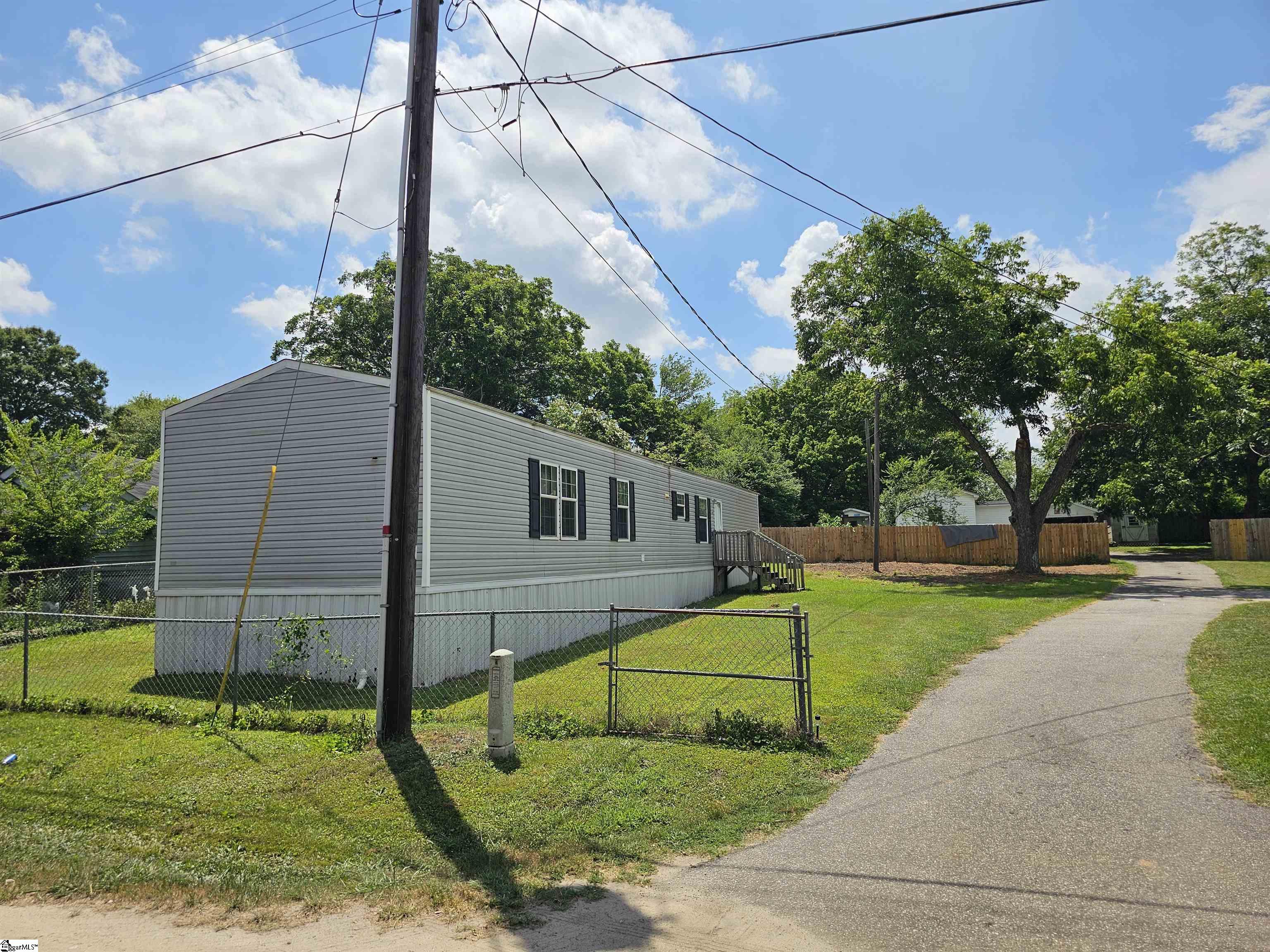 139 Martin, Spartanburg, South Carolina image 1