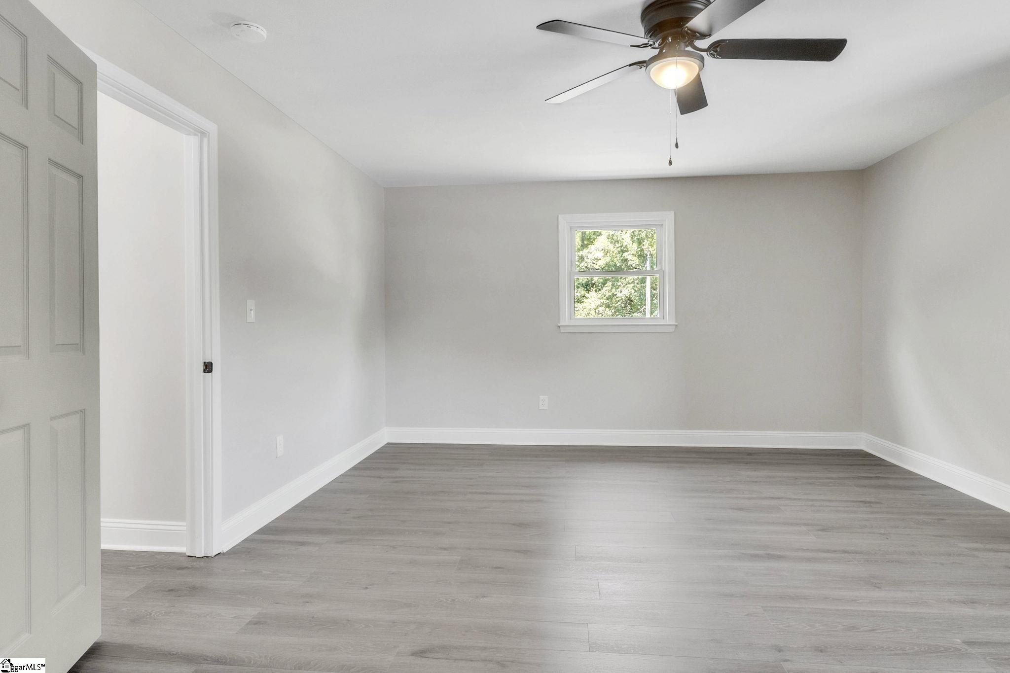 15 La Juan, Greenville, South Carolina image 14