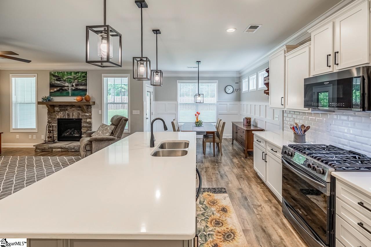 7 Ridgebury, Greenville, South Carolina image 12
