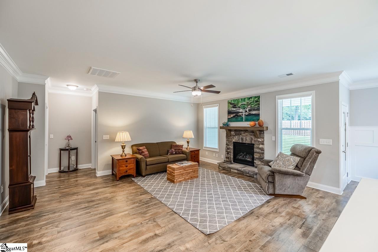 7 Ridgebury, Greenville, South Carolina image 4