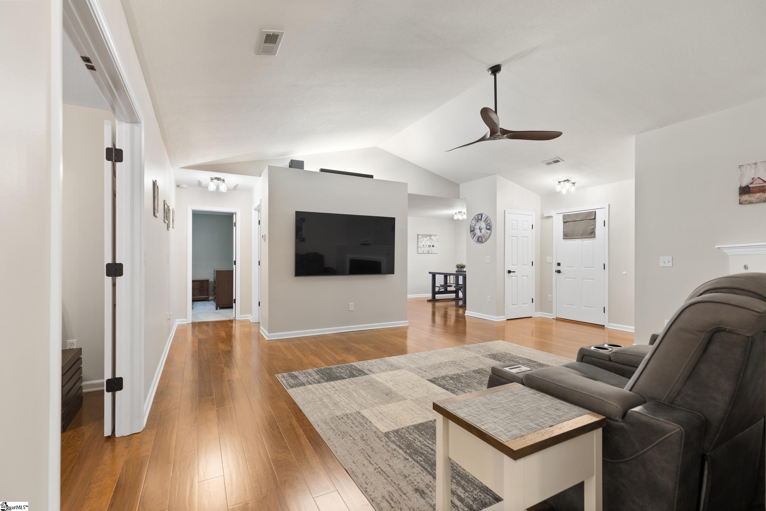 121 Malibu, Liberty, South Carolina image 11