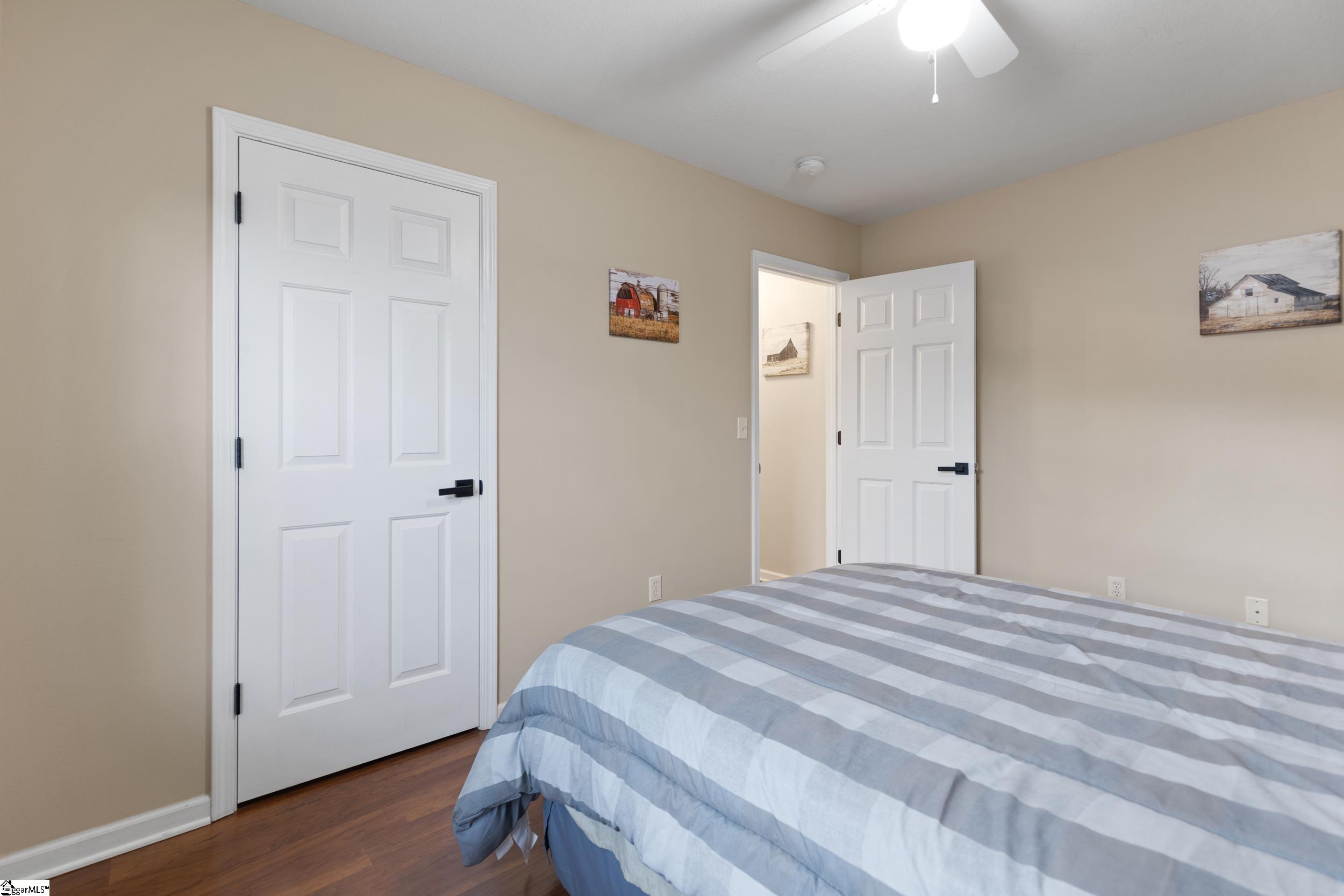 121 Malibu, Liberty, South Carolina image 20