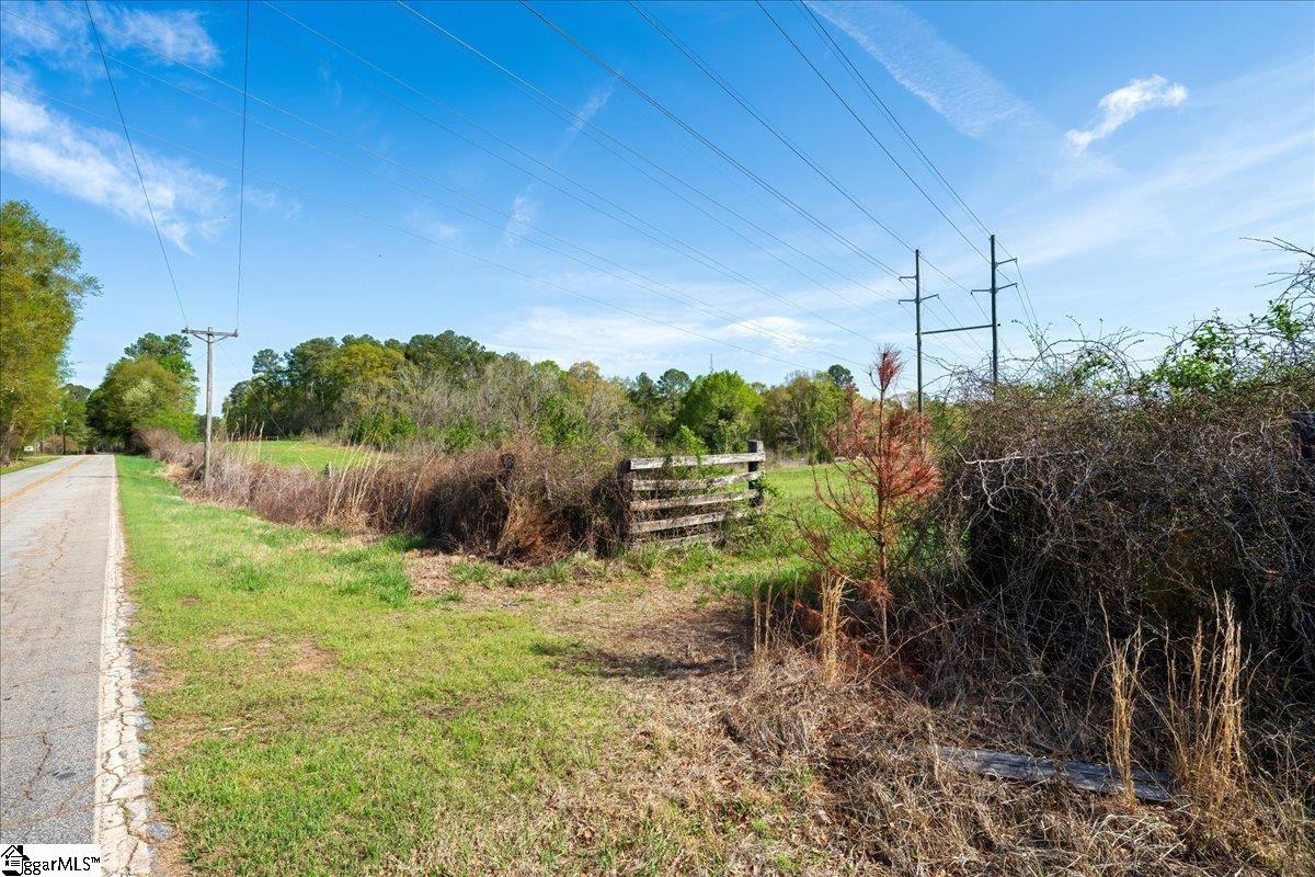 1750 Cannon Bottom, Belton, South Carolina image 2