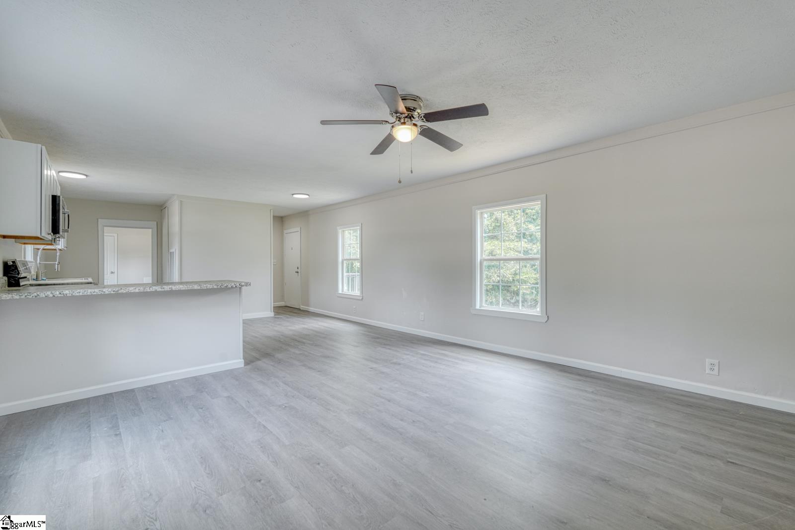 4065 Glenn Springs, Pauline, South Carolina image 3