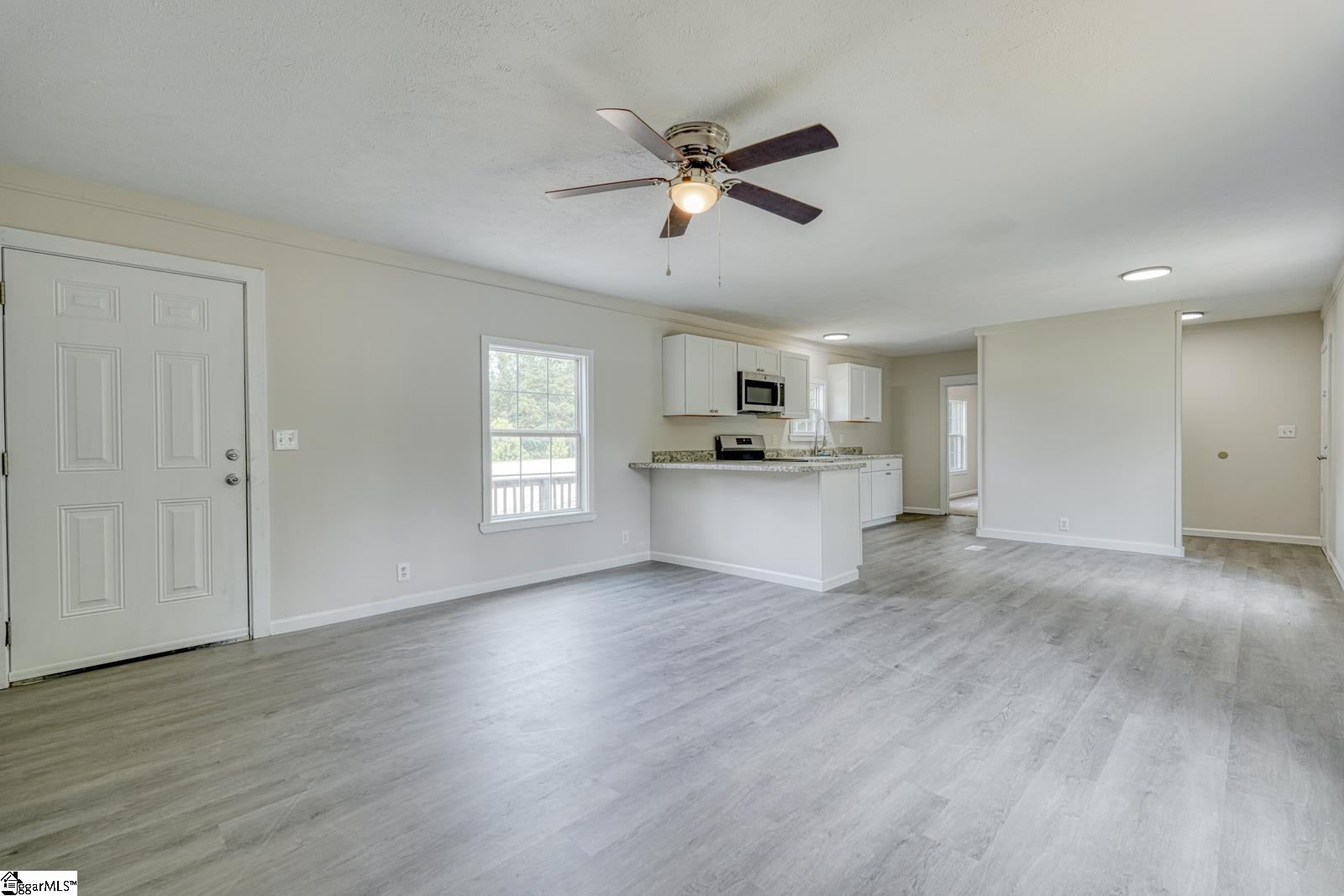 4065 Glenn Springs, Pauline, South Carolina image 4
