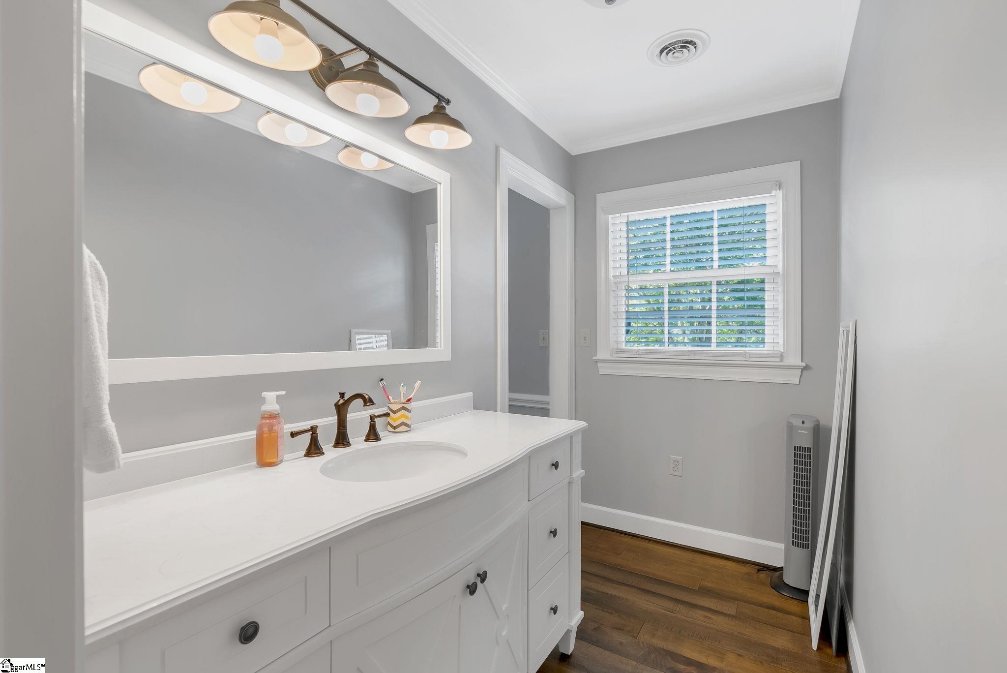 104 Calvert, Clinton, South Carolina image 31