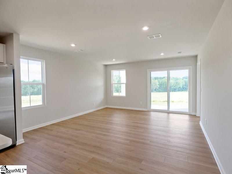 MLS #1563539 image #2