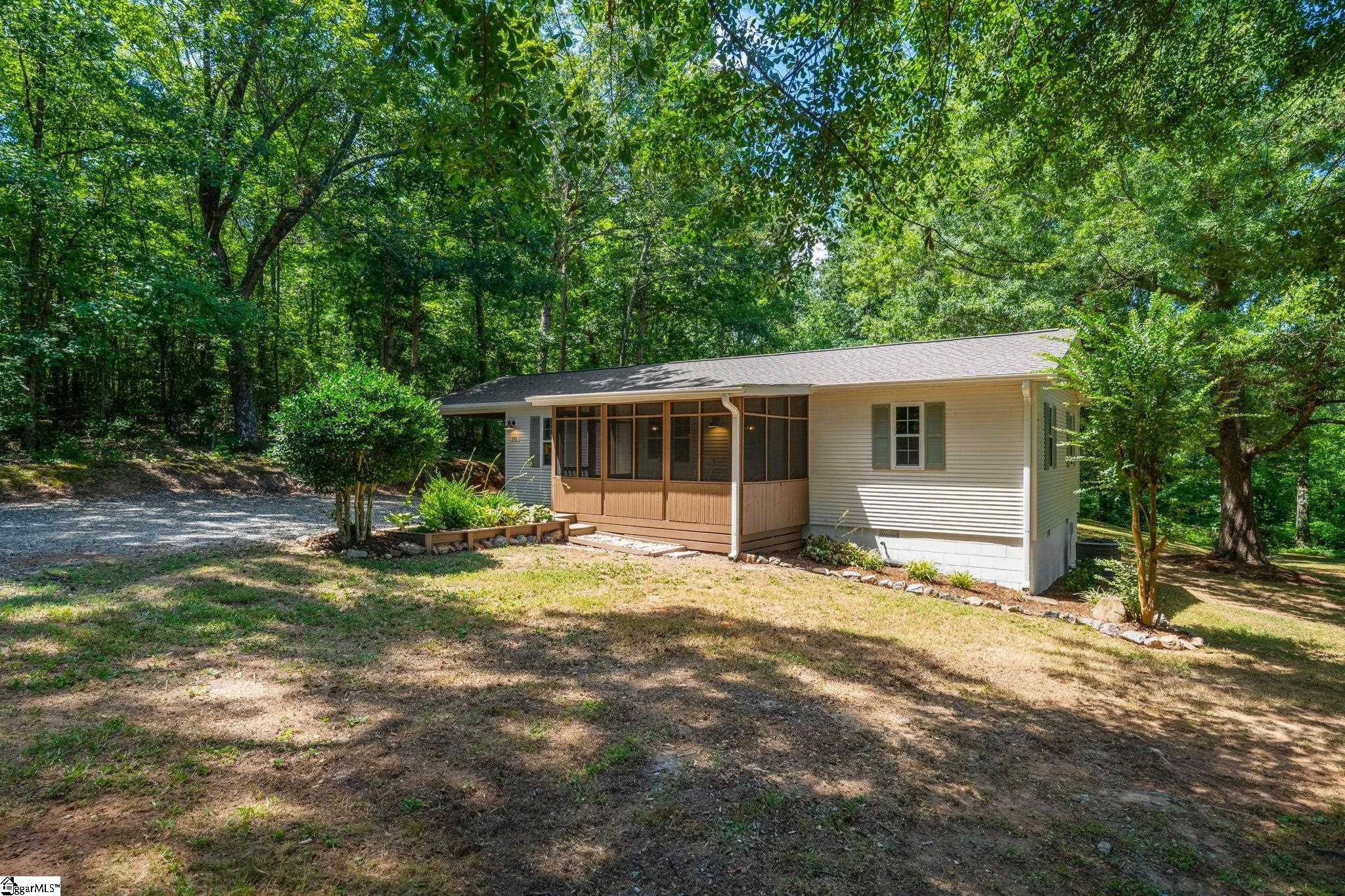 191 Rector, Campobello, South Carolina image 2