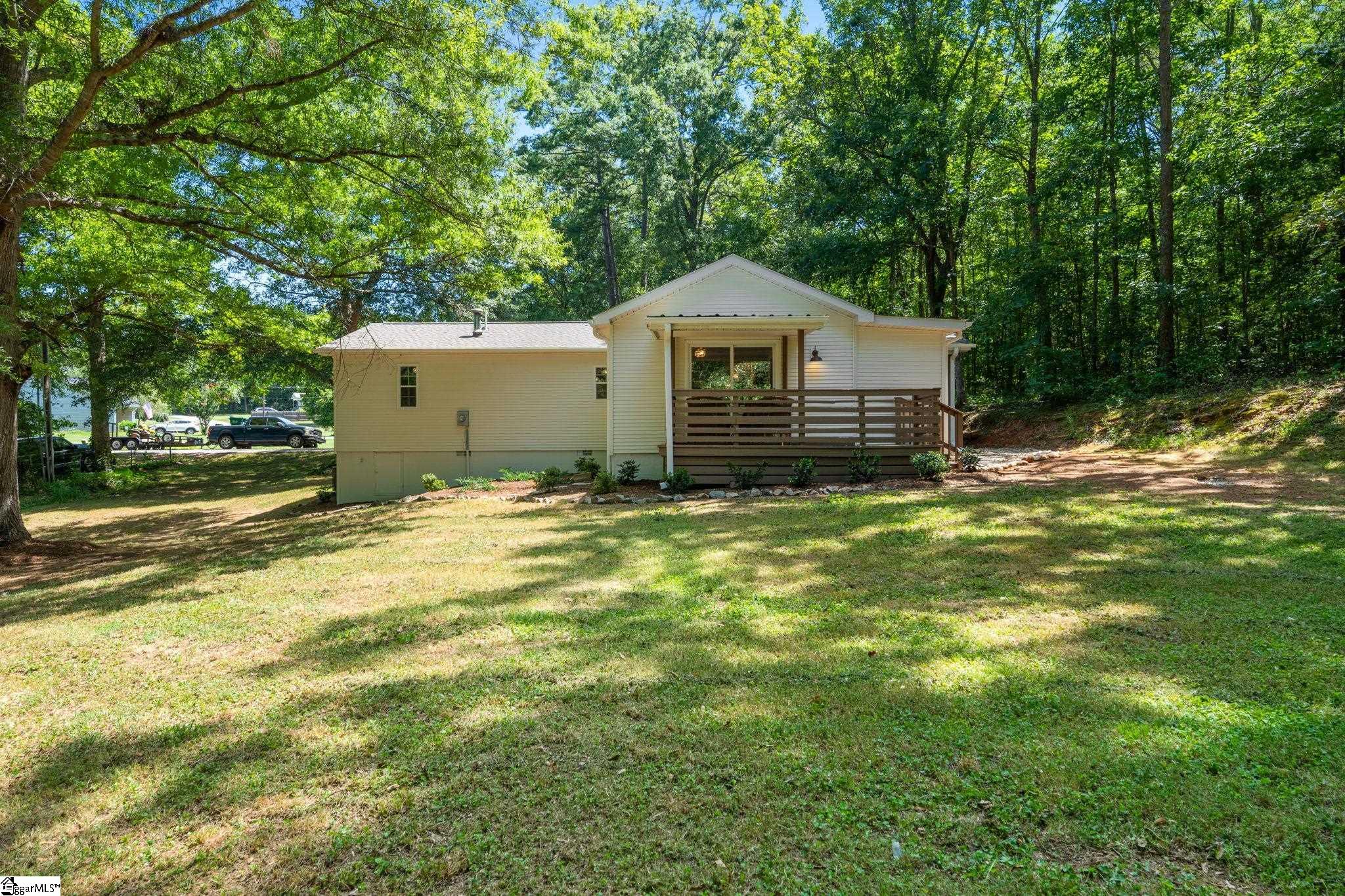 191 Rector, Campobello, South Carolina image 24