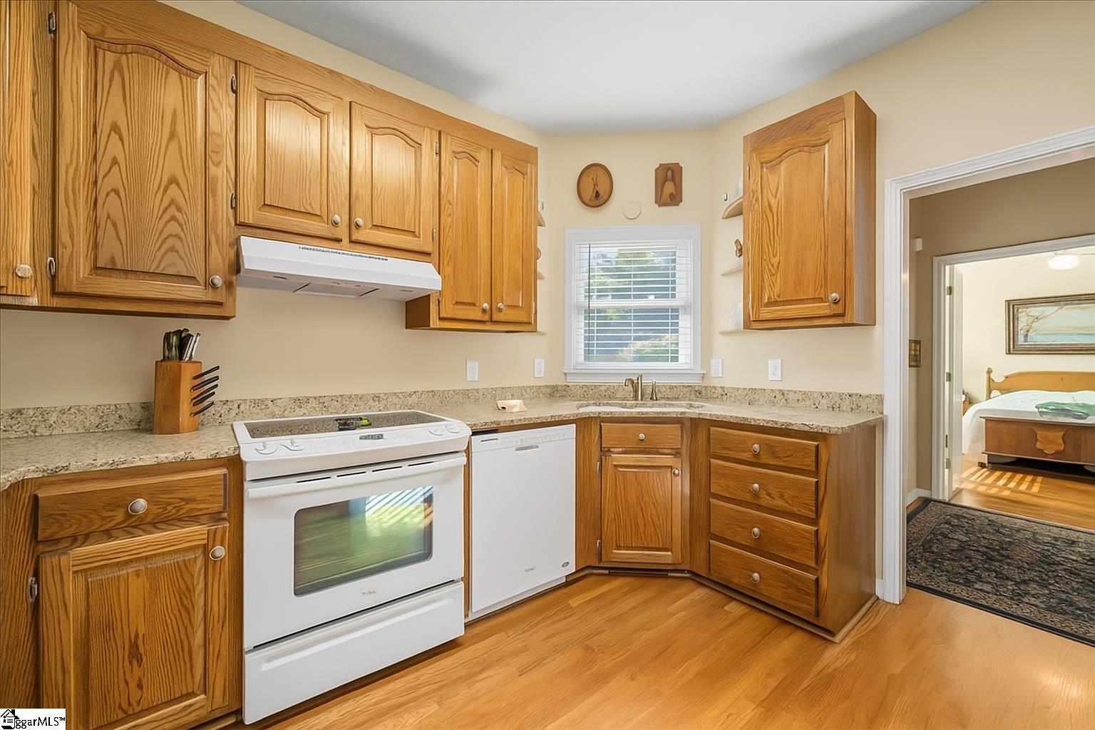 MLS #1563676 image #1